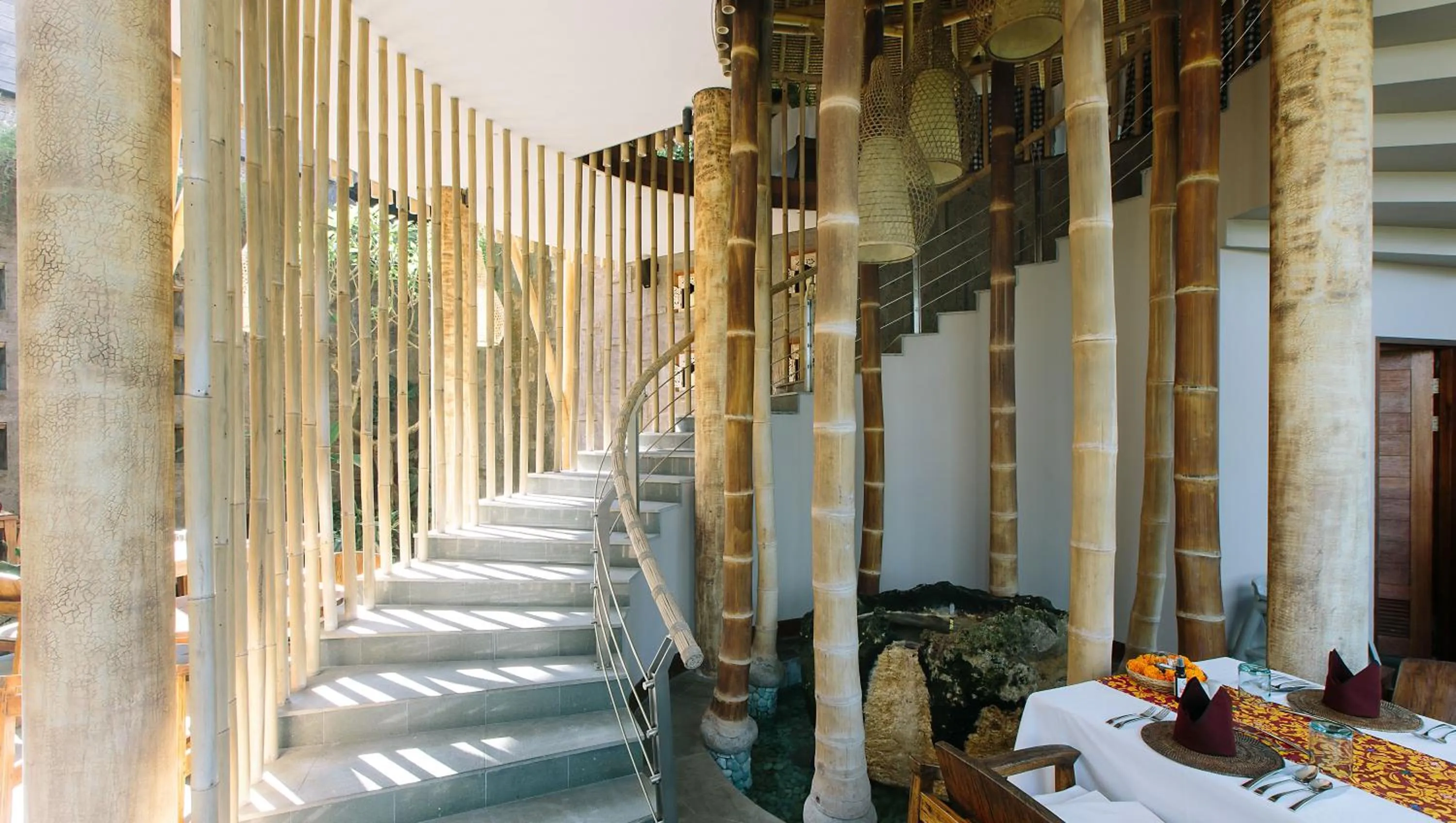 Communal lounge/ TV room in Tejaprana Resort & Spa