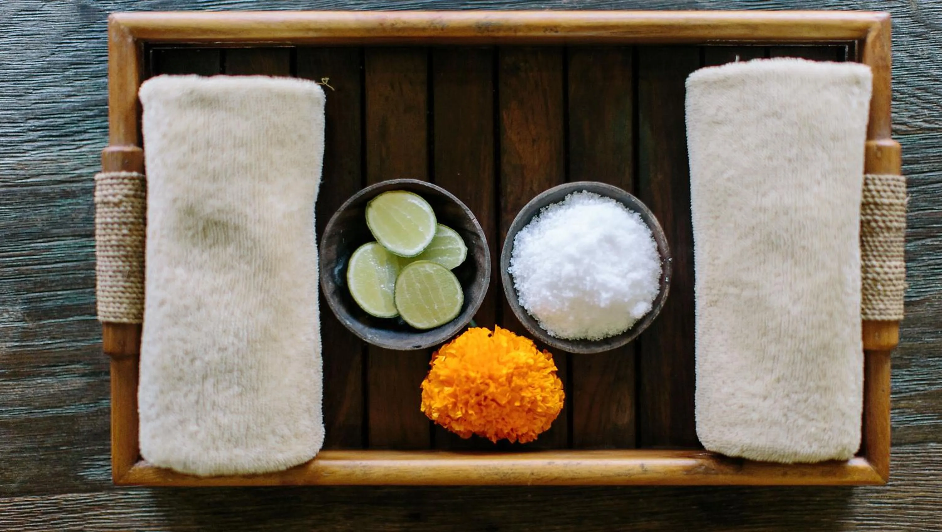 Massage in Tejaprana Resort & Spa