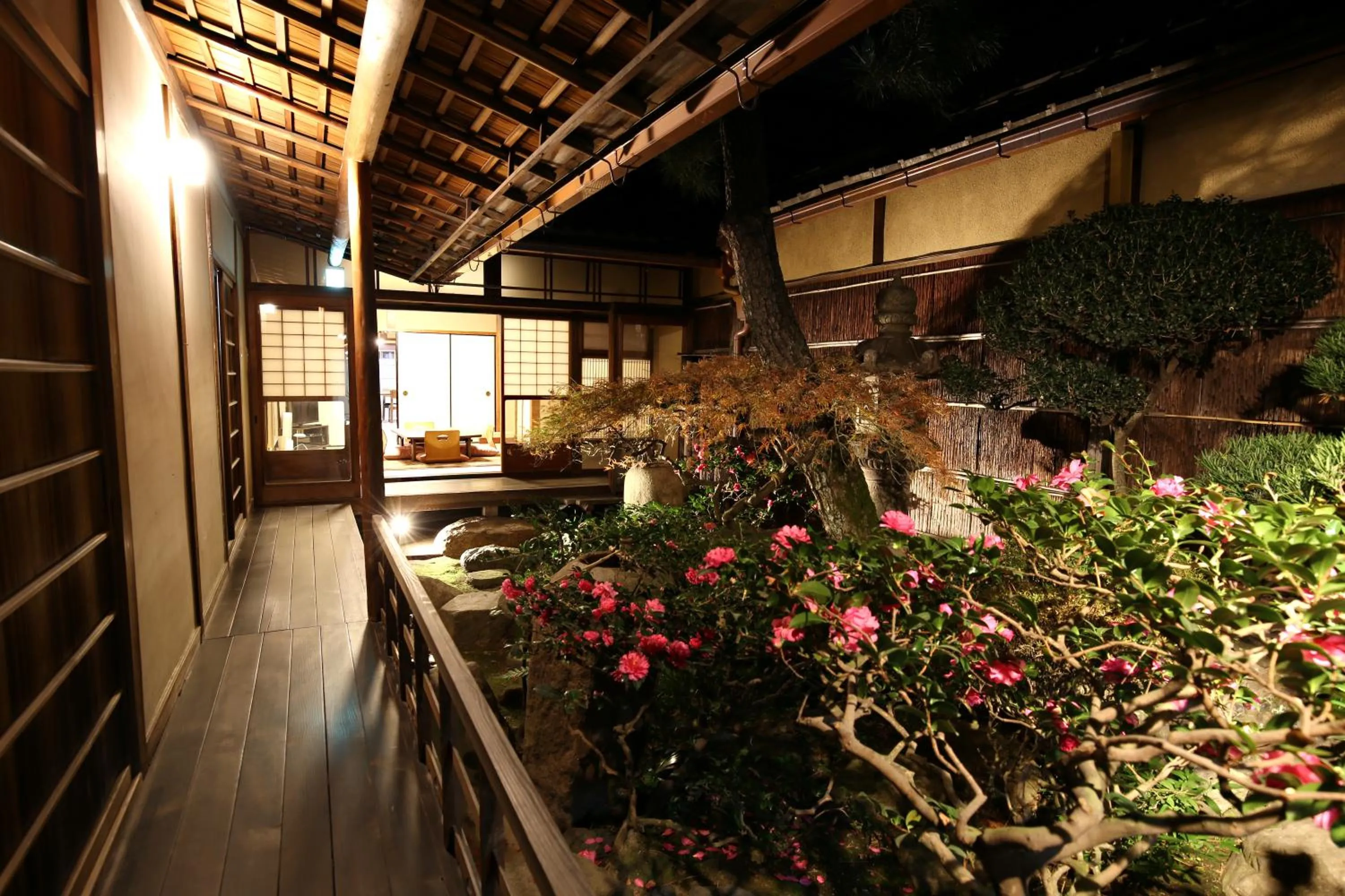Garden in Show-an Machiya Inn