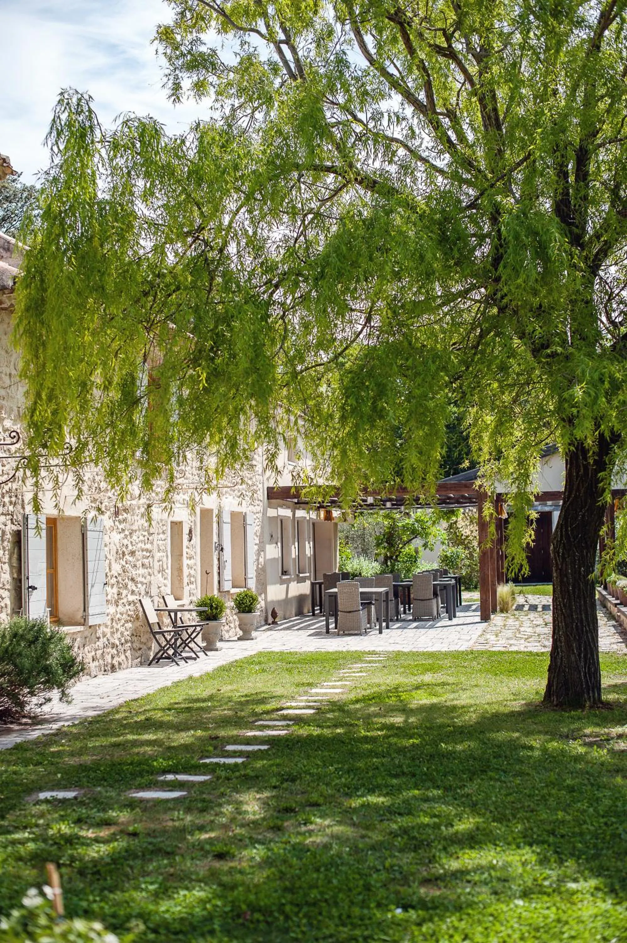 Facade/entrance in Les Champs de Provence