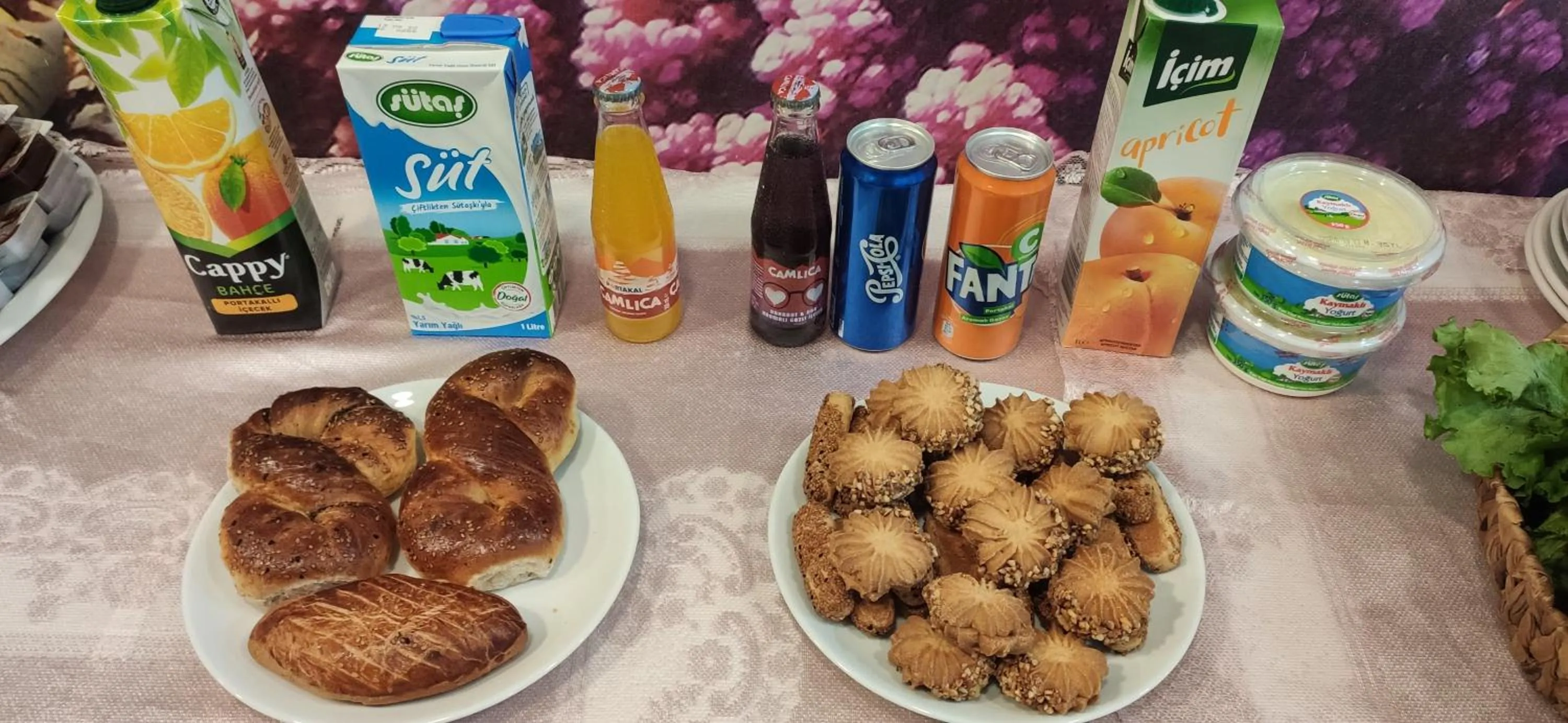 Food and drinks in Seyri Istanbul Hotel