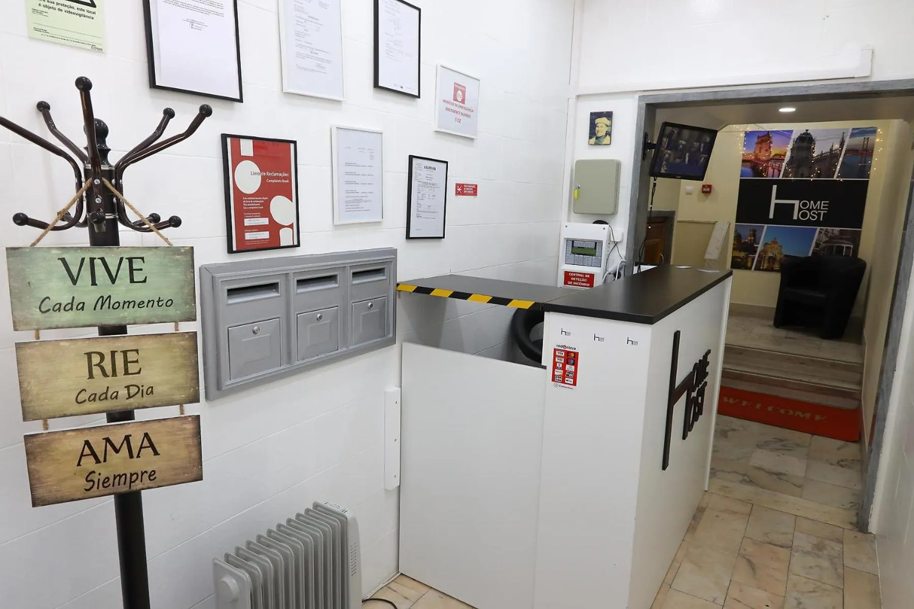 Lobby or reception in lisbon Home host