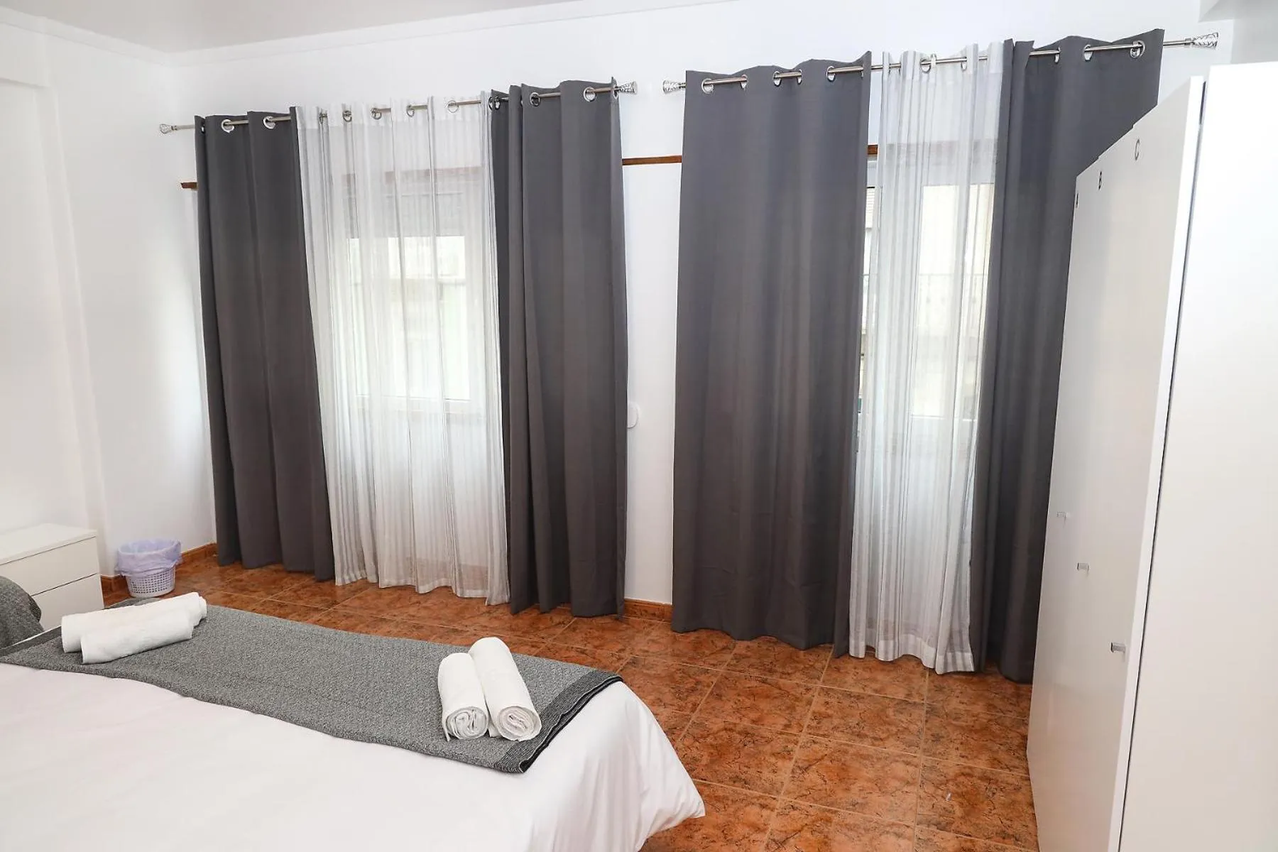 Other, Bed in lisbon Home host