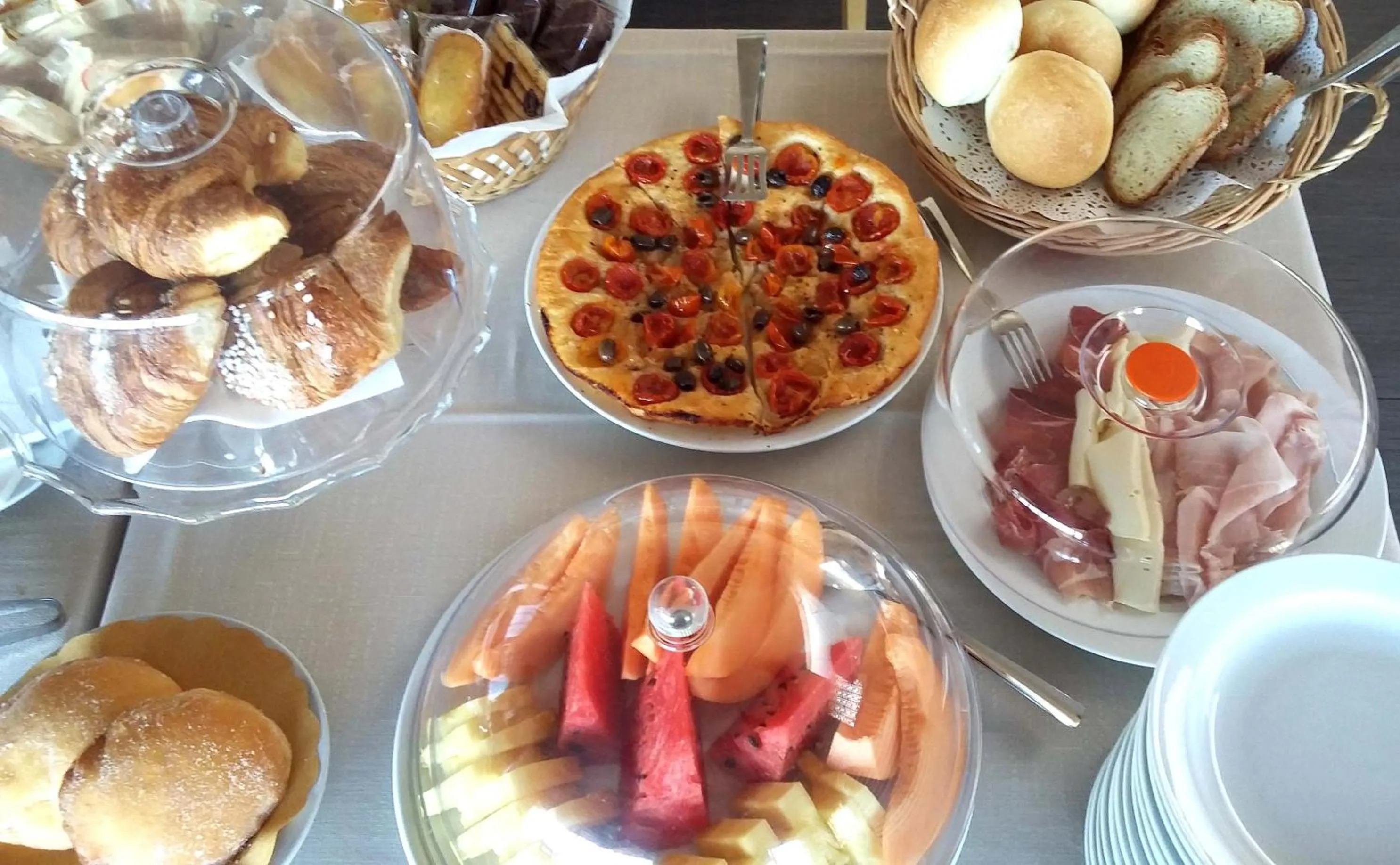 Buffet breakfast in Hotel Grecale