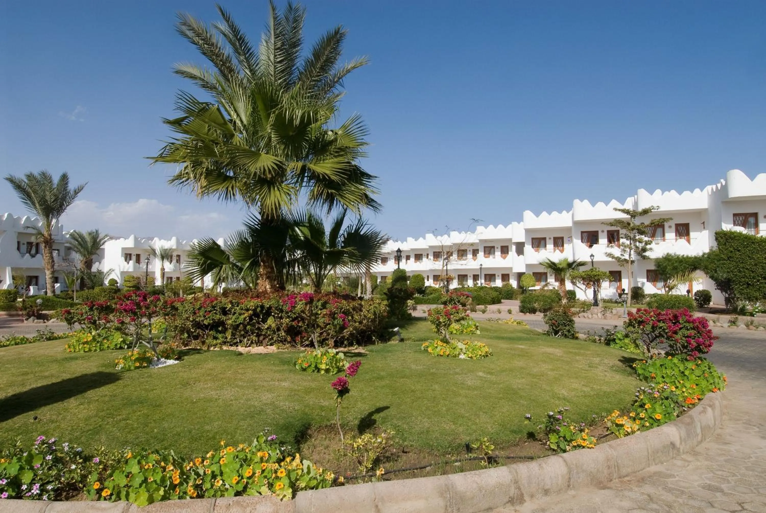 Facade/entrance in Swiss Inn Resort Dahab