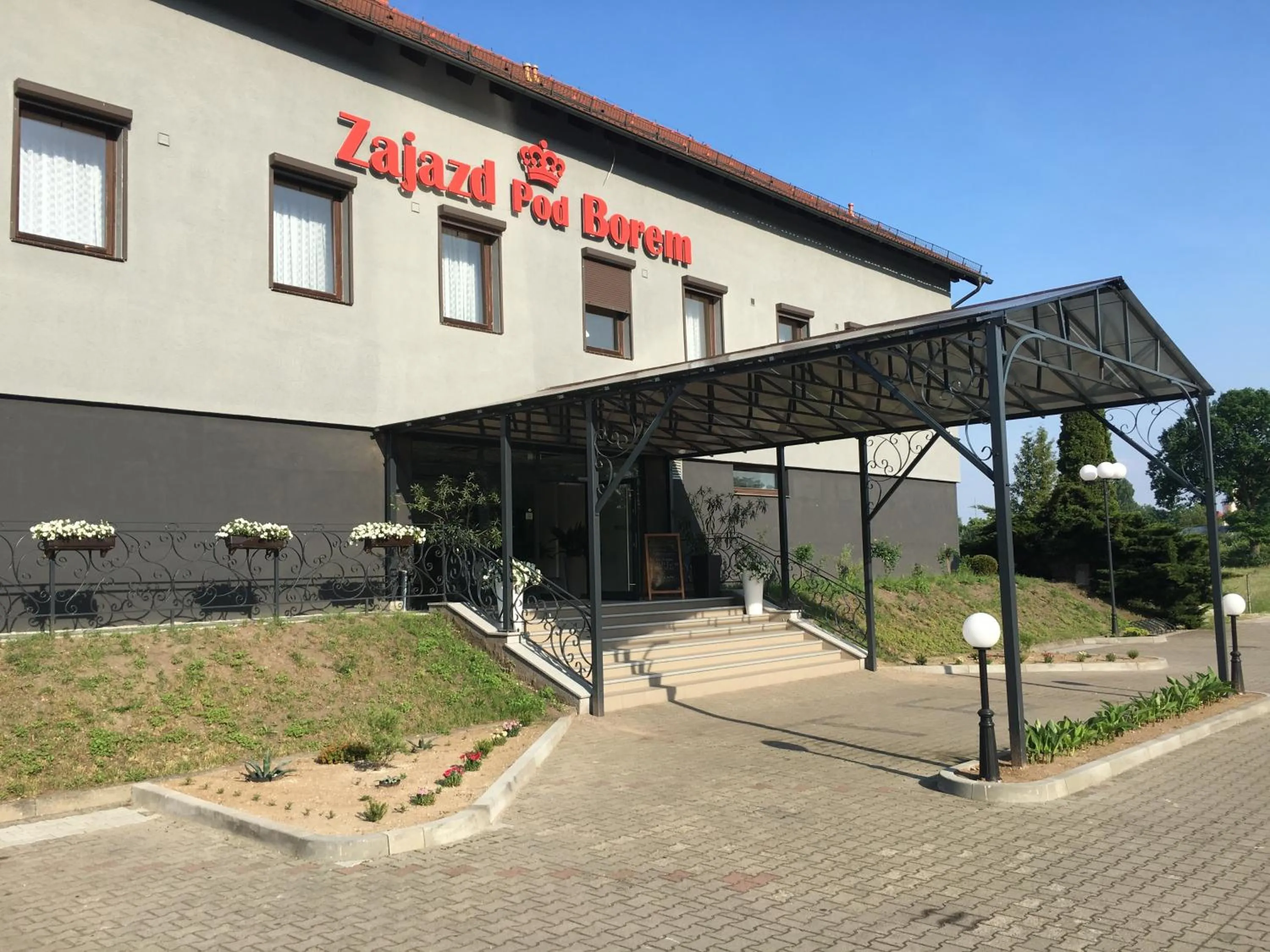 Property building in Zajazd Pod Borem