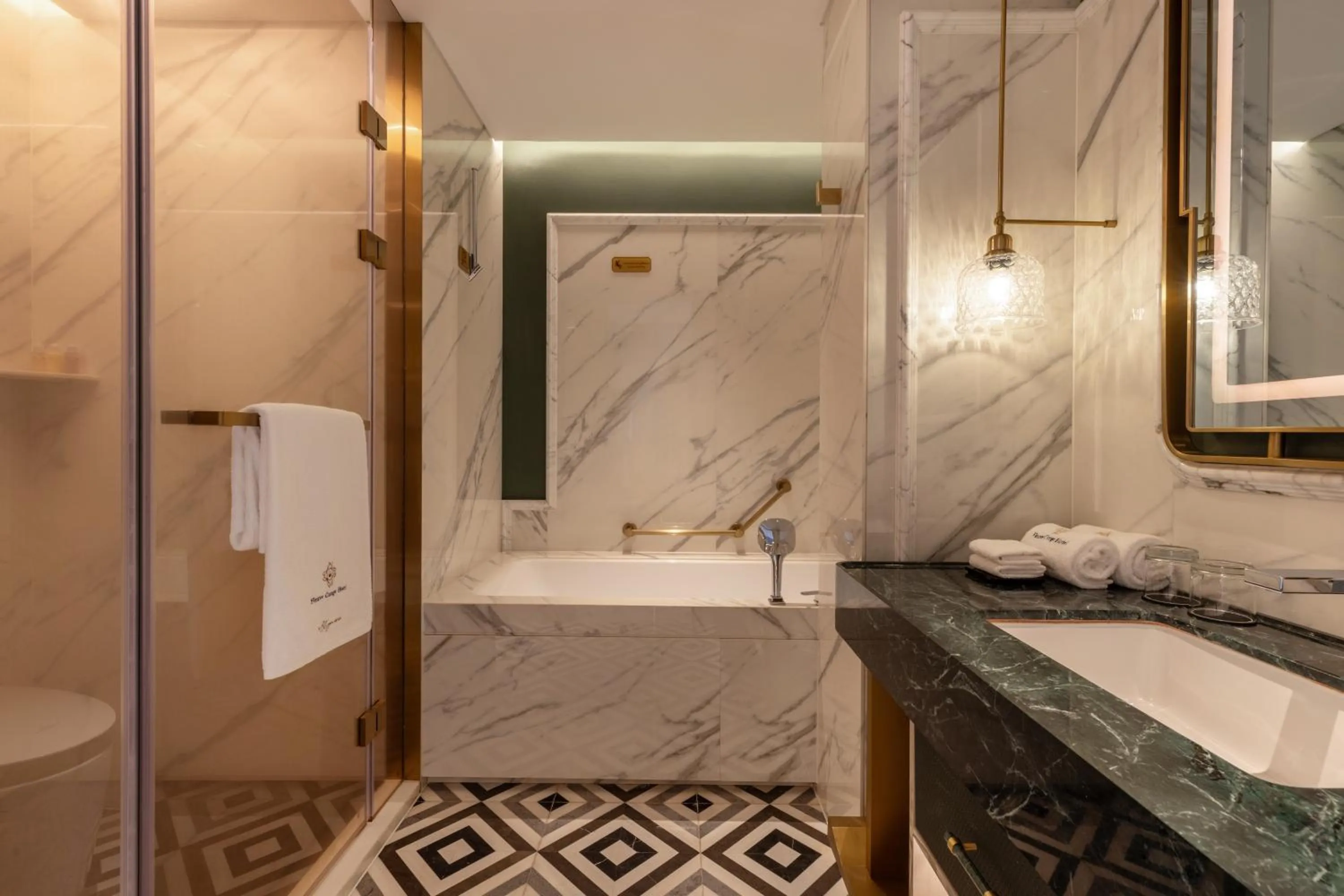 Shower in Fleuve Congo Hotel By Blazon Hotels