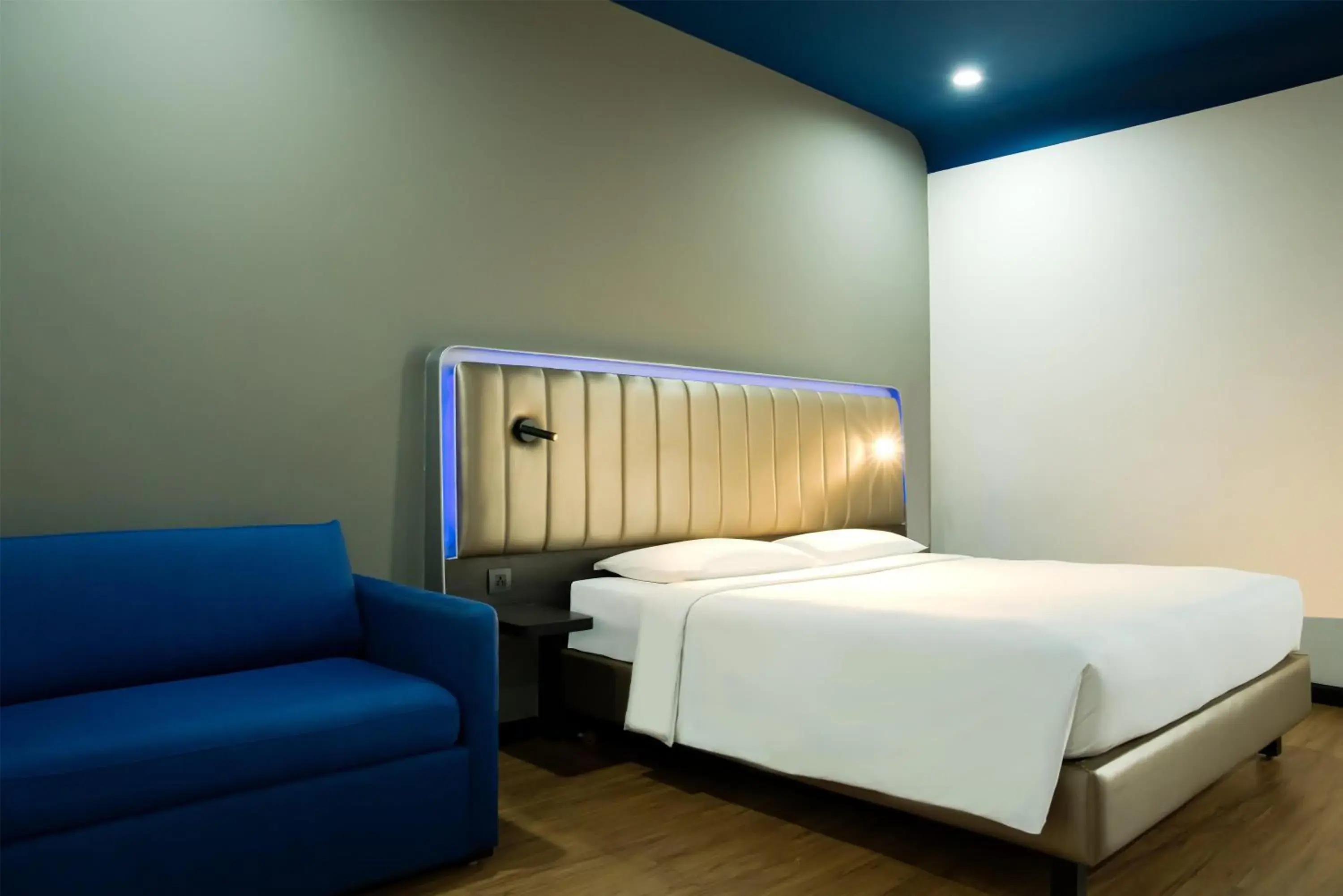 Deluxe Room with Airport/ Railway Station Transfers in Park Inn By Radisson Amritsar Airport Deluxe Room with Airport/ Railway Station Transfers in Park Inn By Radisson Amritsar Airport