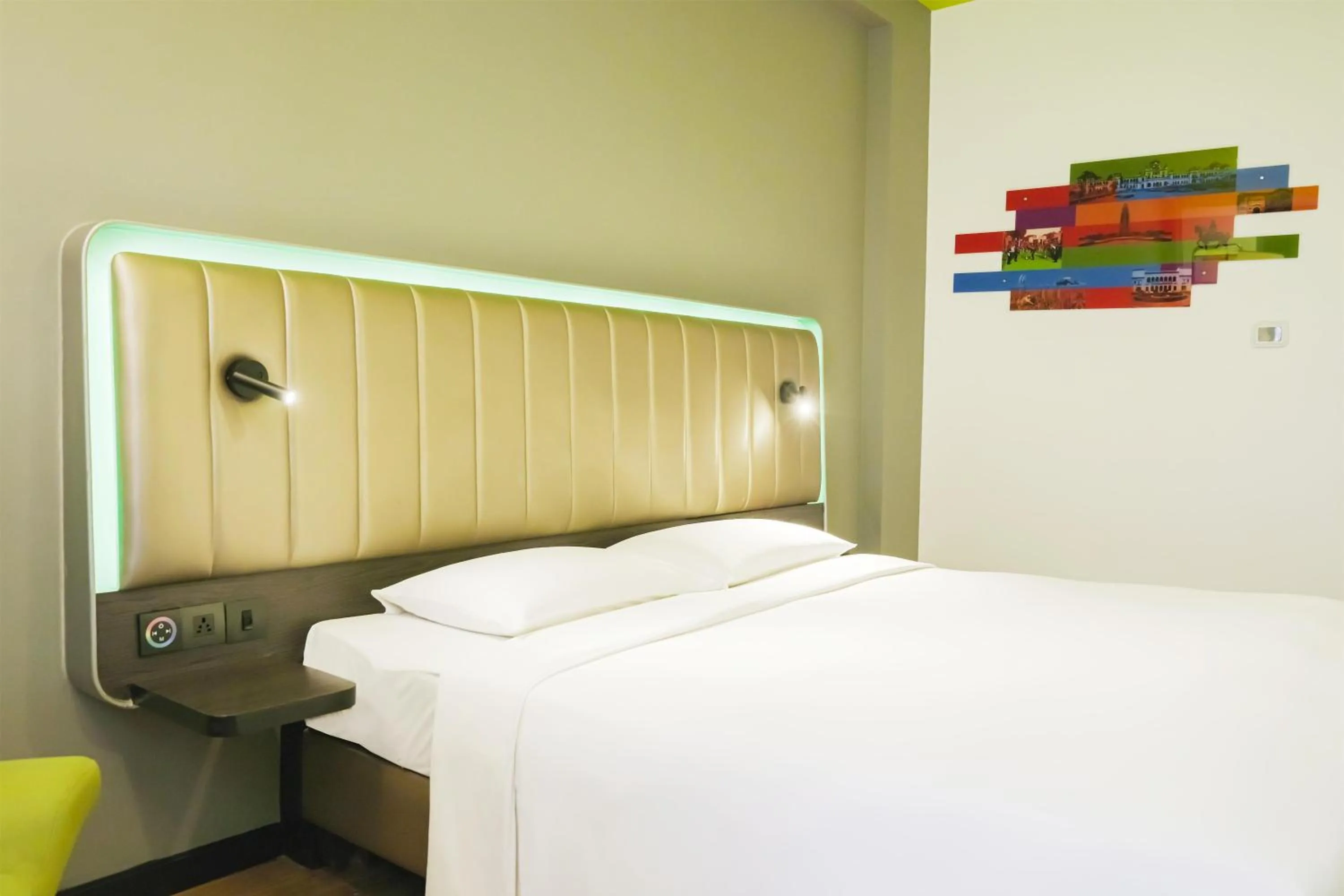 Bedroom, Bed in Park Inn By Radisson Amritsar Airport
