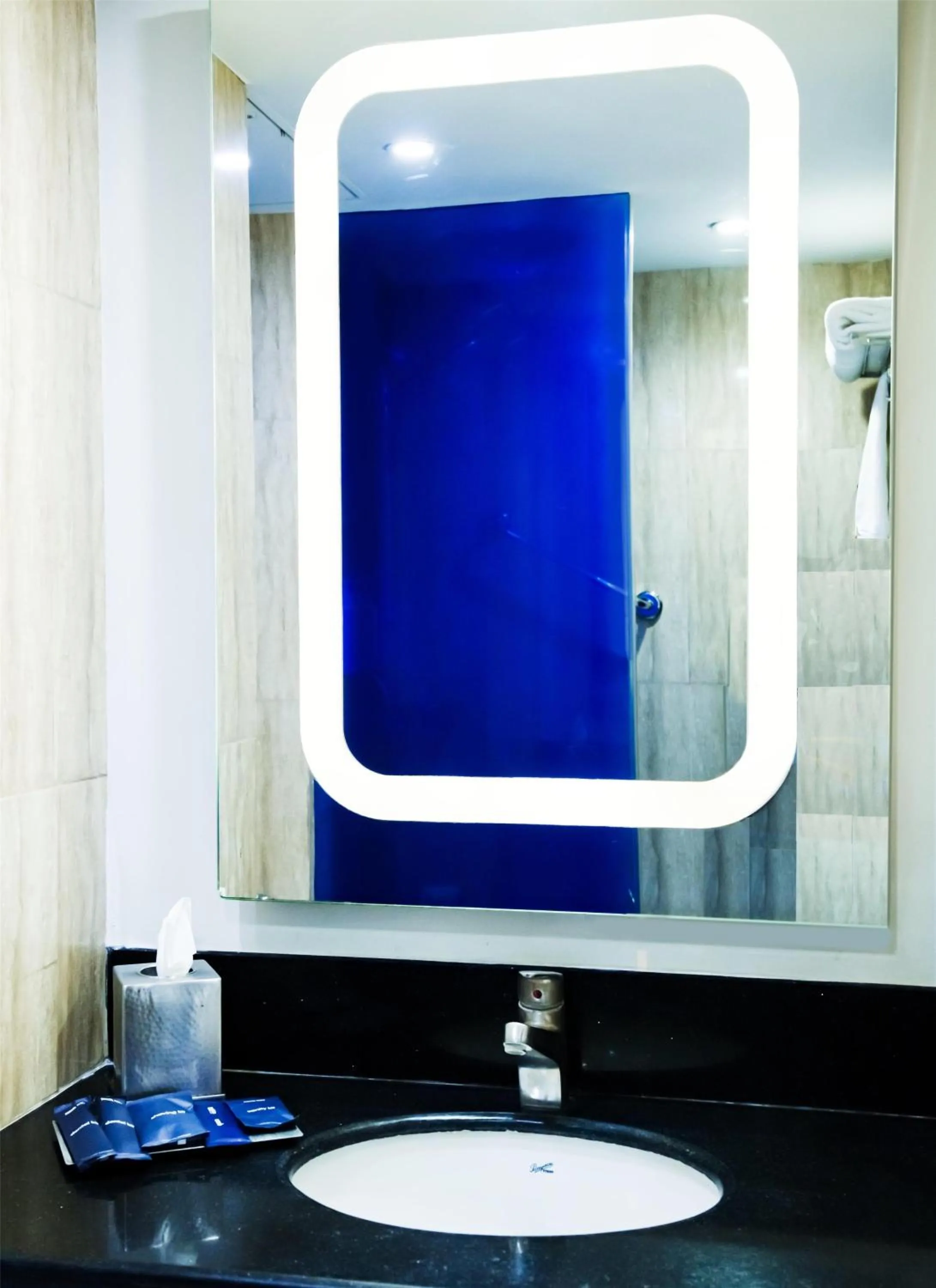 Bathroom in Park Inn By Radisson Amritsar Airport