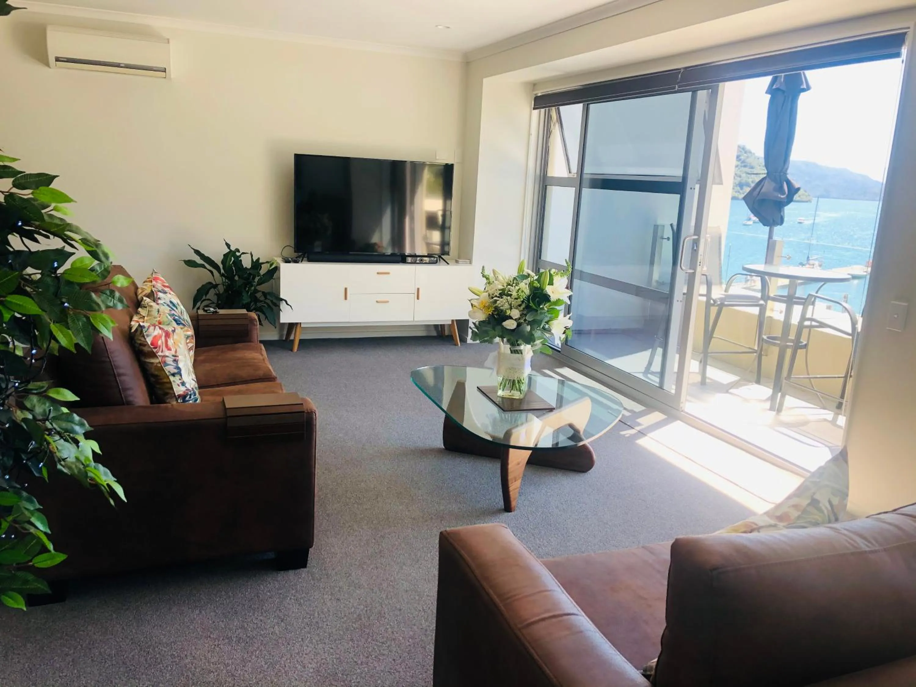 Living room in Picton Waterfront Apartments