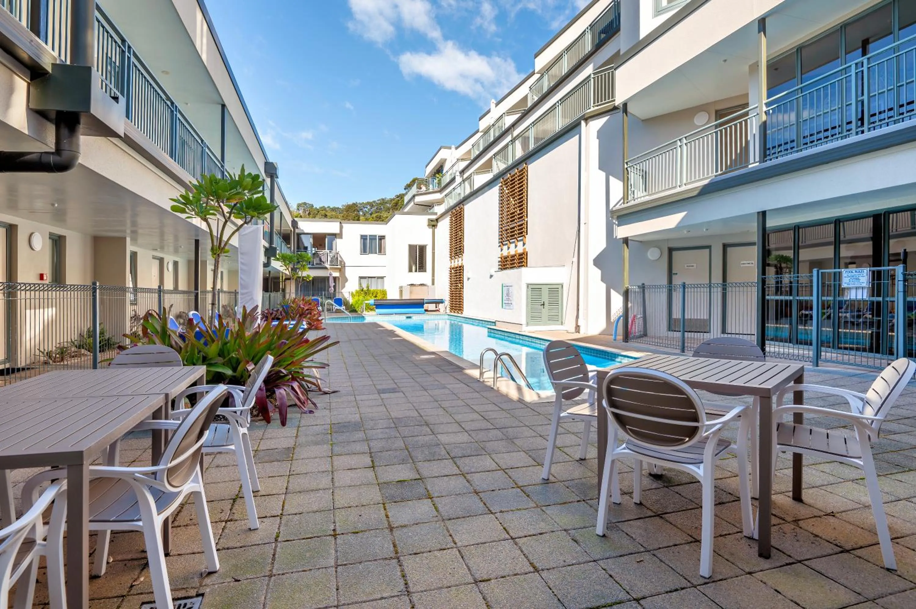 Swimming pool in Beachpoint Apartments