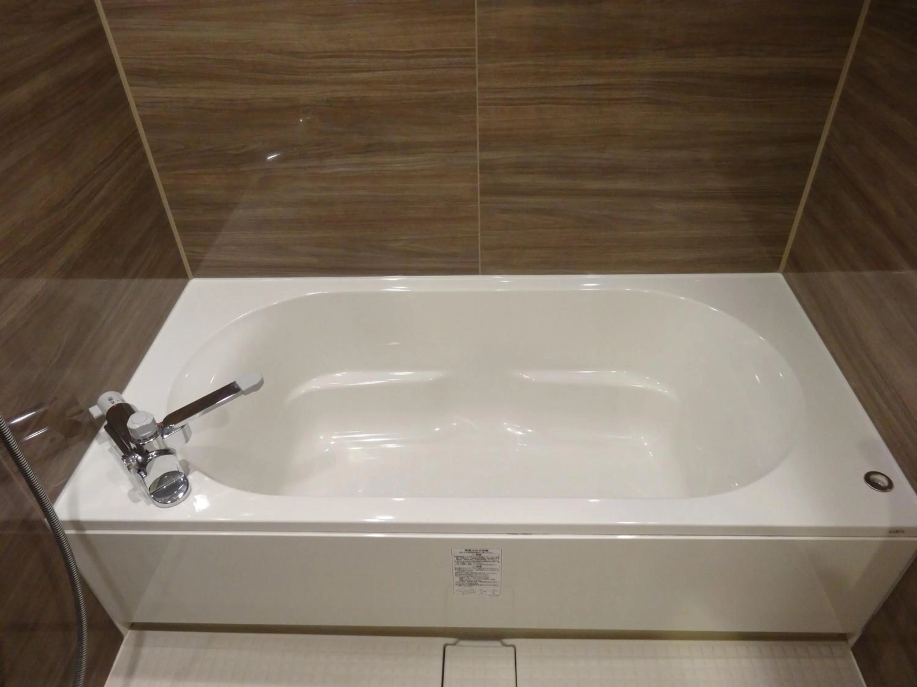 Bathroom in The Wall Hotel