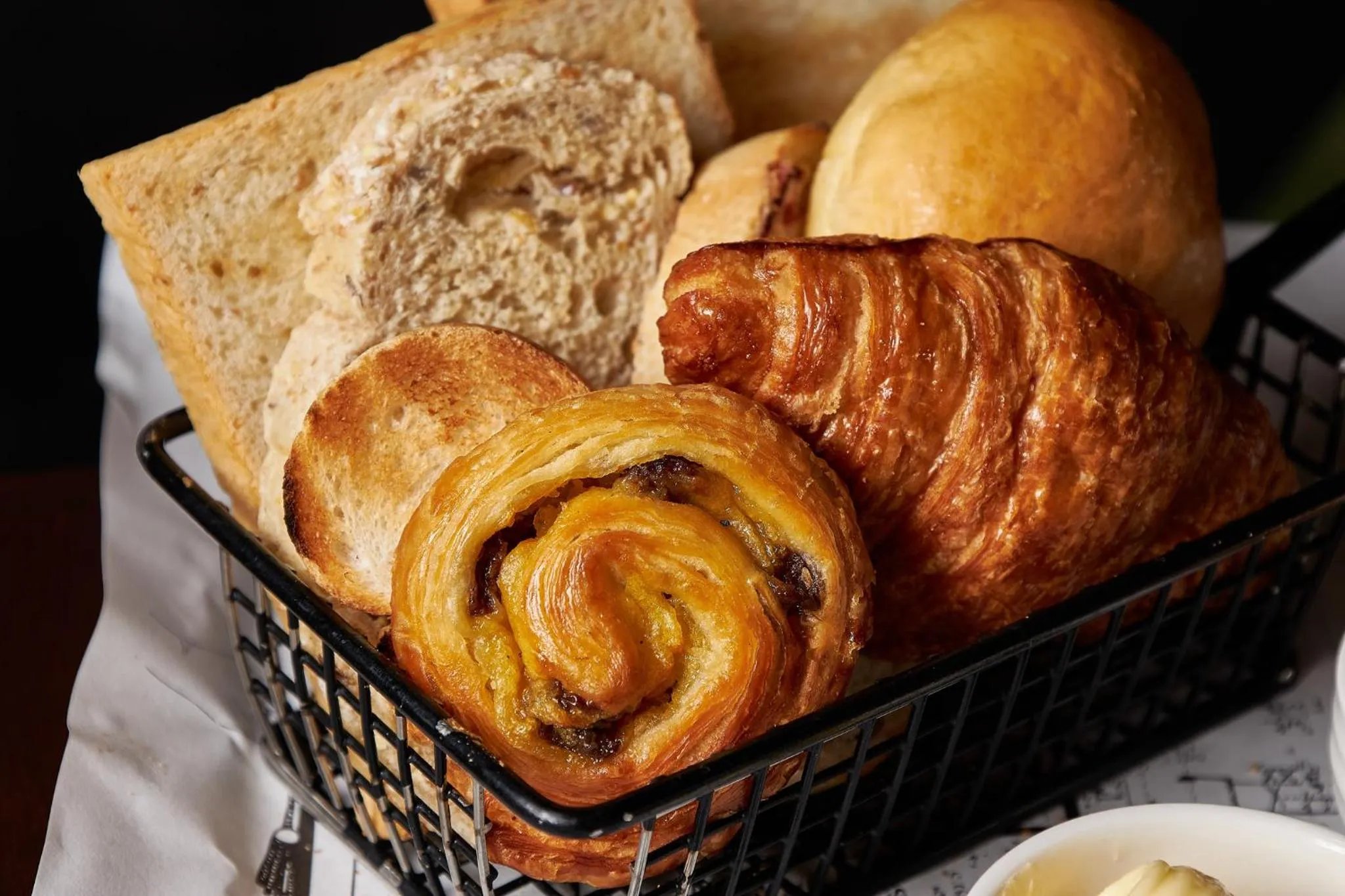 Breakfast in Rajah Hotel