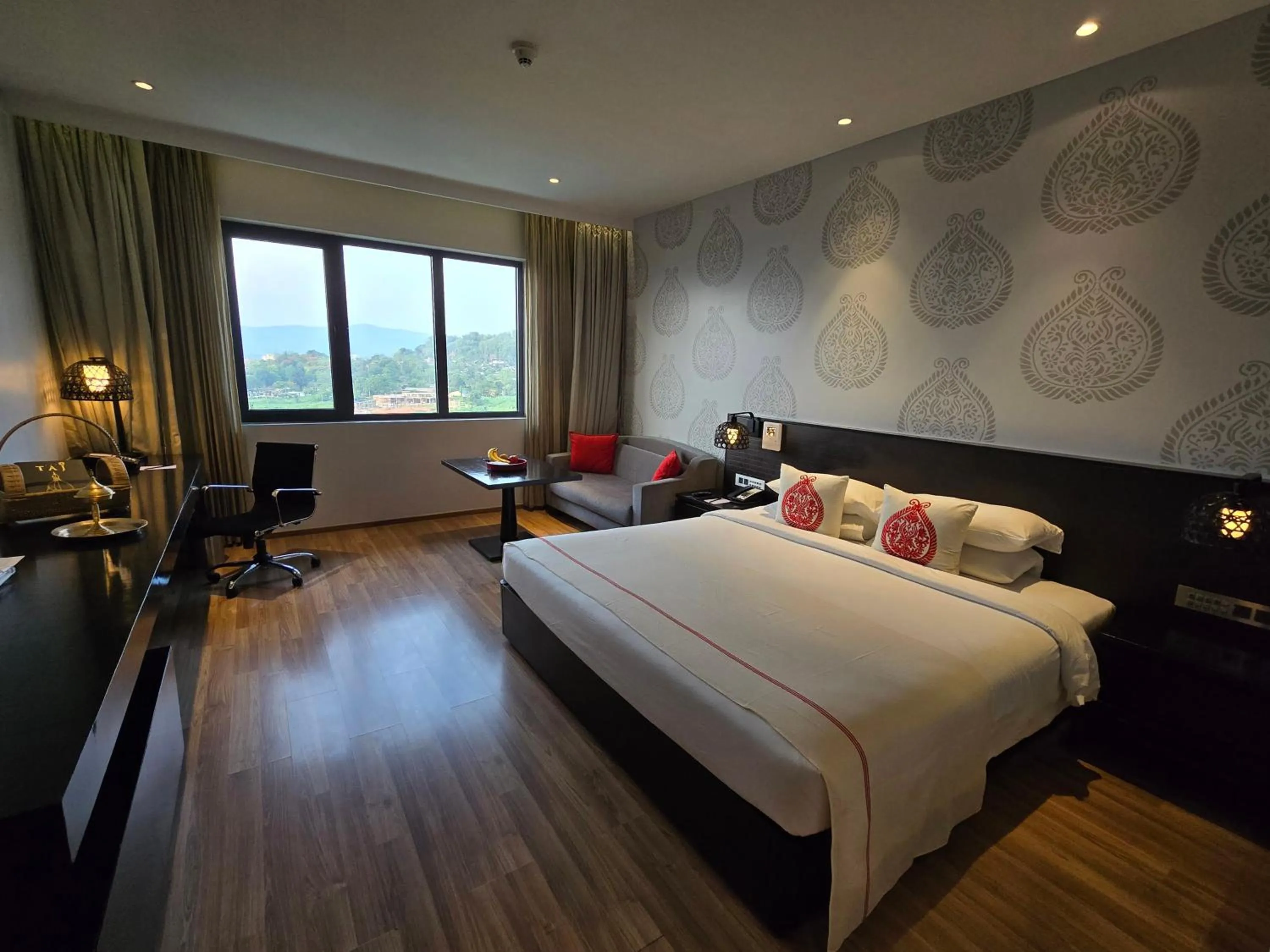 Bed in Vivanta Guwahati