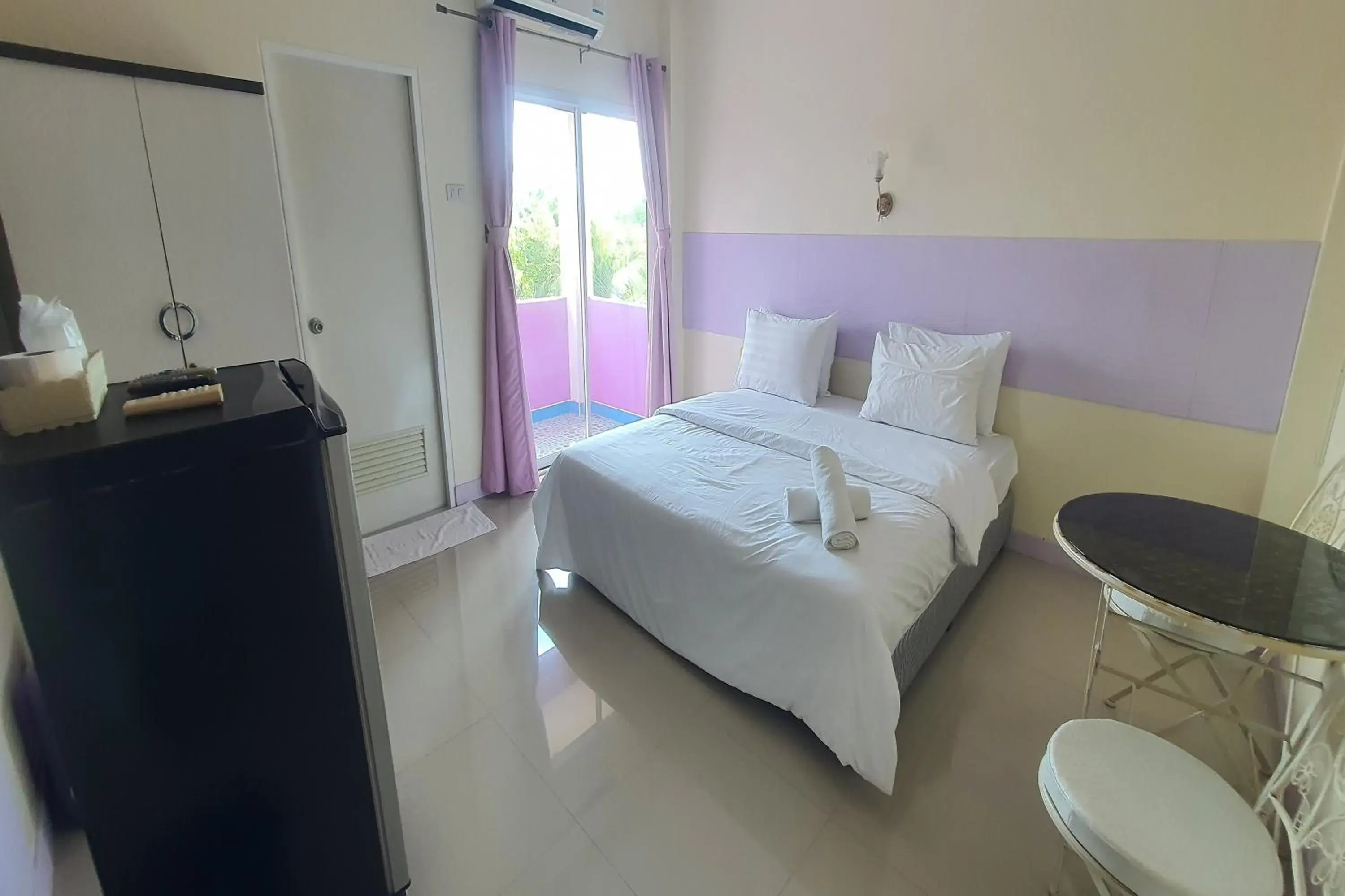 Double Room with Private Bathroom in M Resort Double Room with Private Bathroom in M Resort