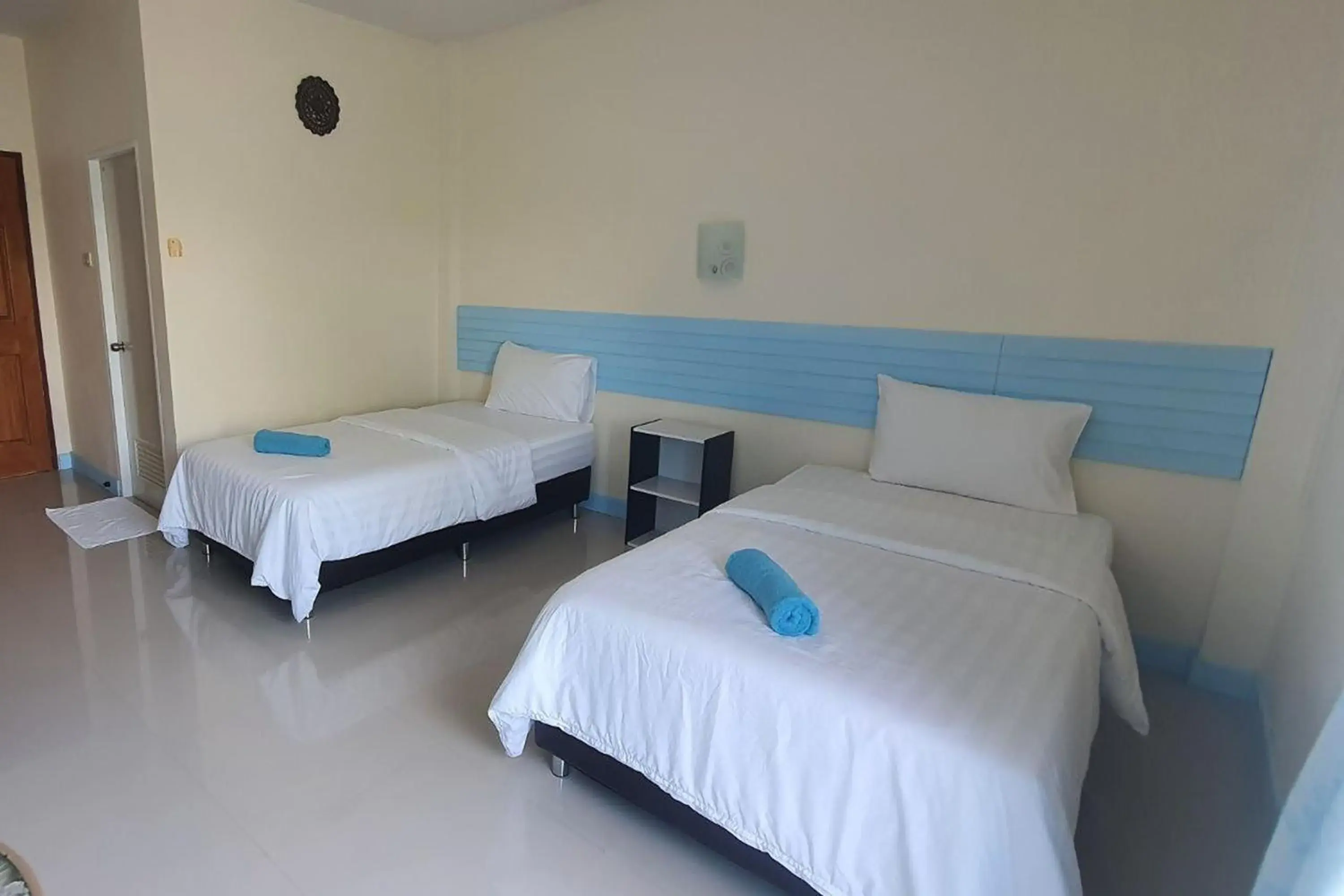 Twin Room with Private Bathroom in M Resort Twin Room with Private Bathroom in M Resort