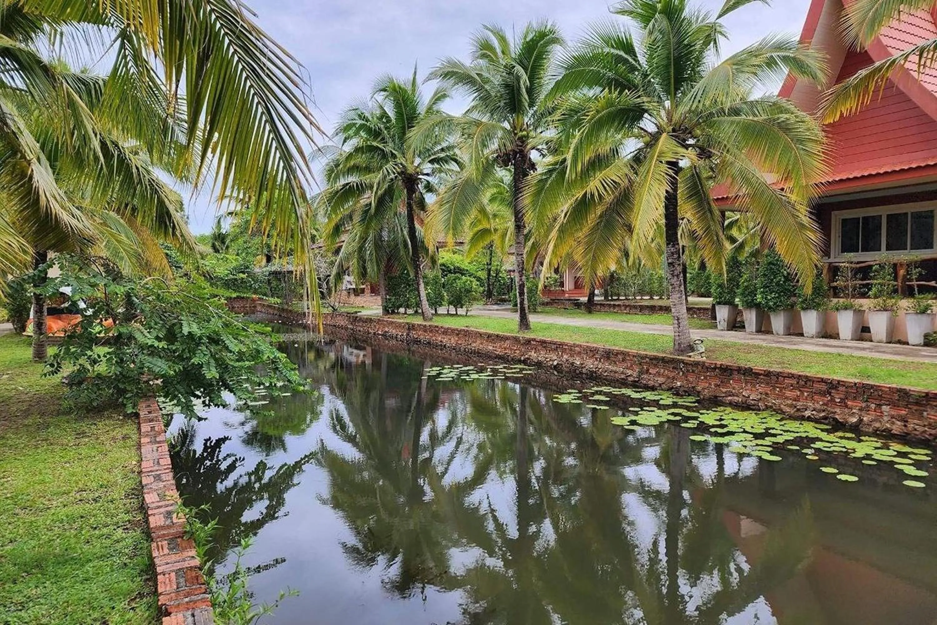 Area and facilities in M Resort