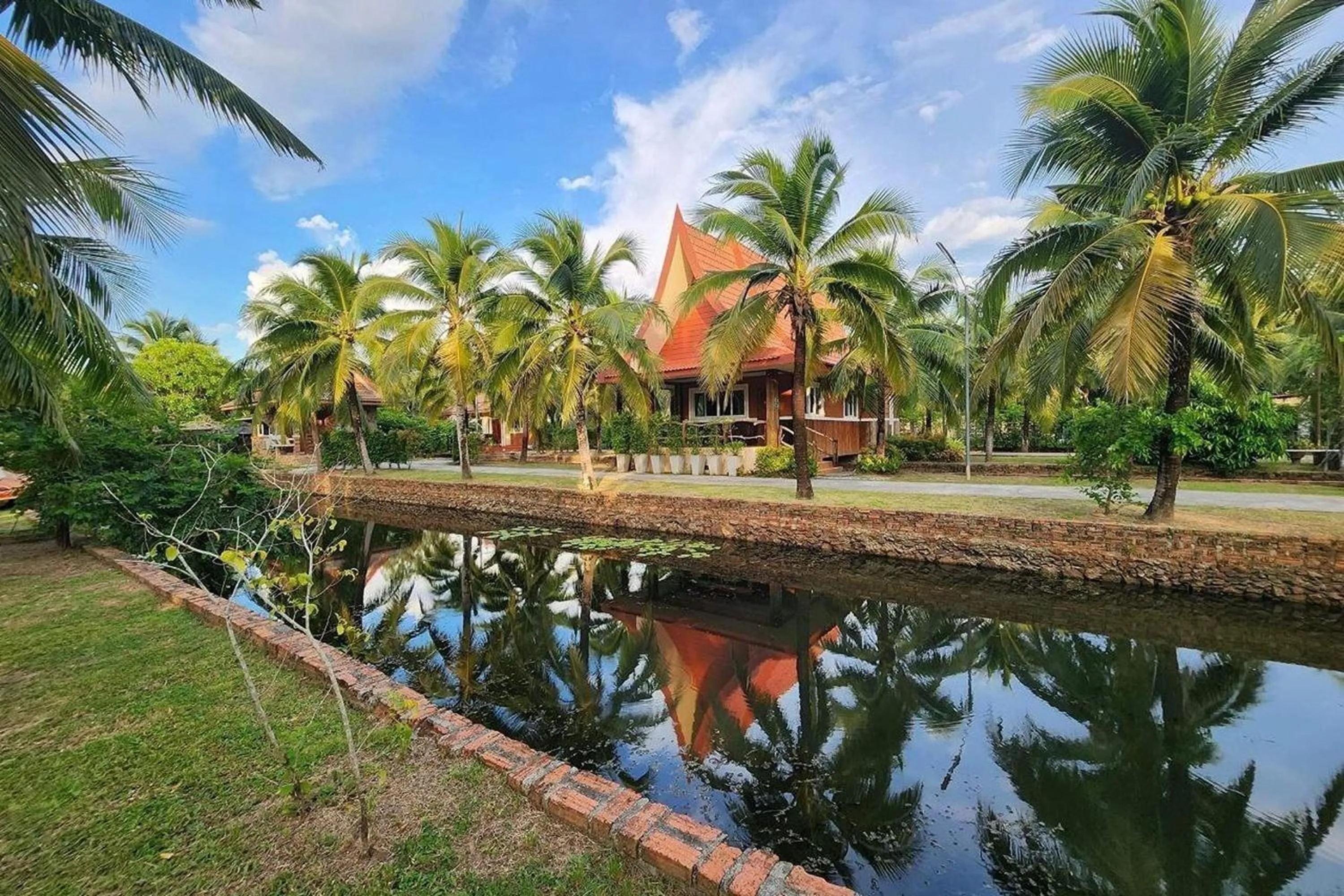 Area and facilities in M Resort