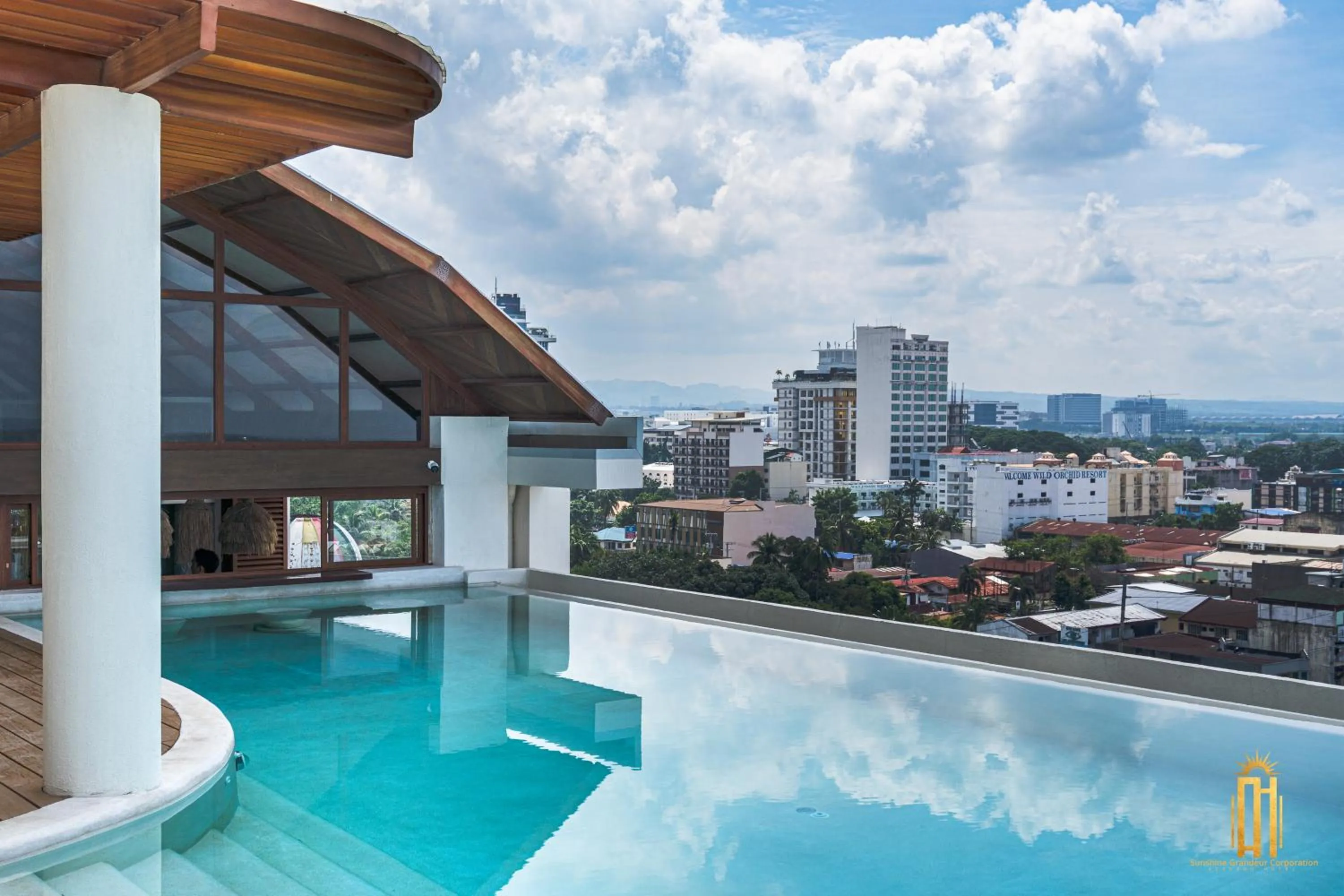 Swimming pool in Azzurro Hotel
