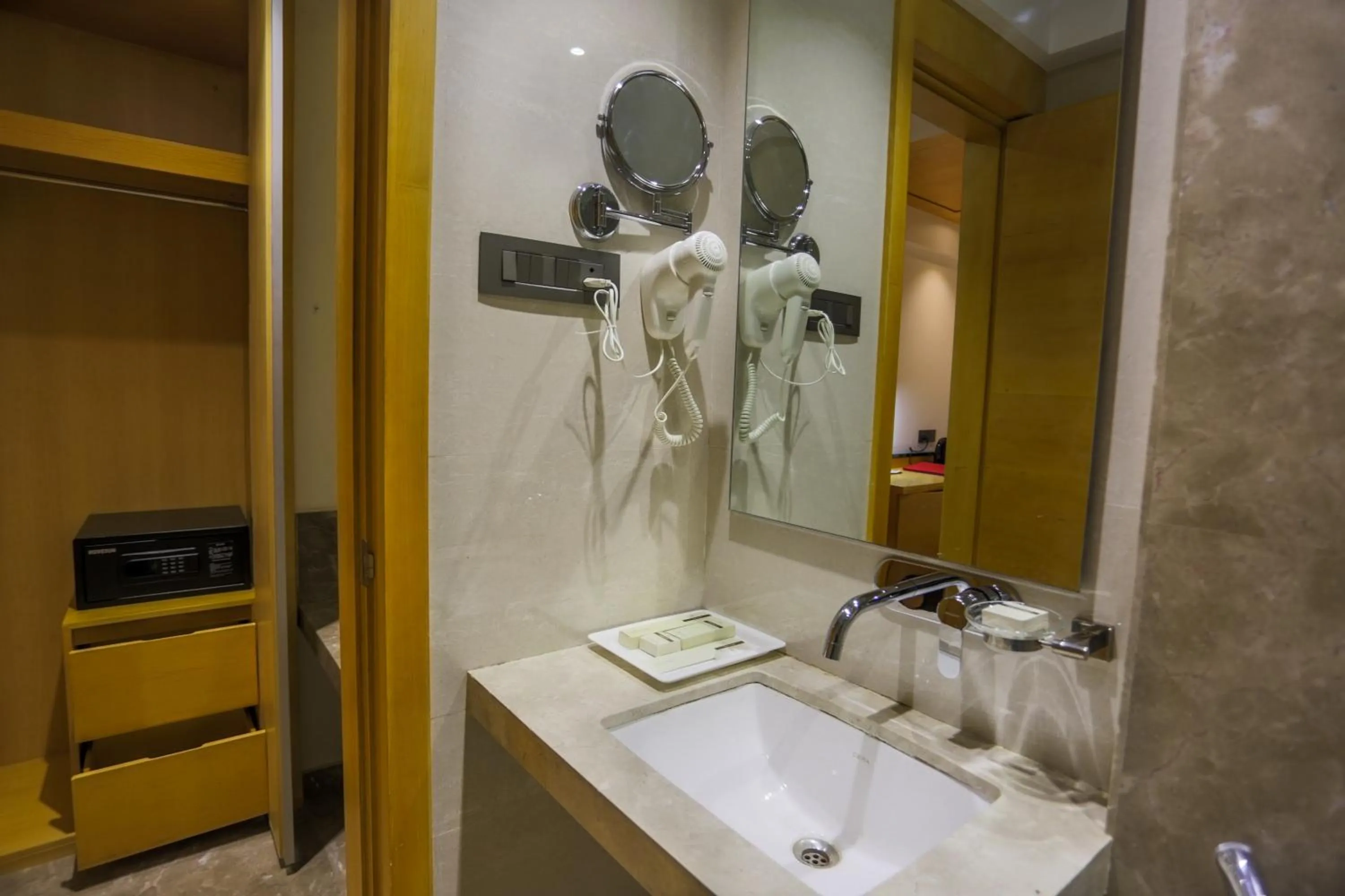 Toilet in Varju Villa