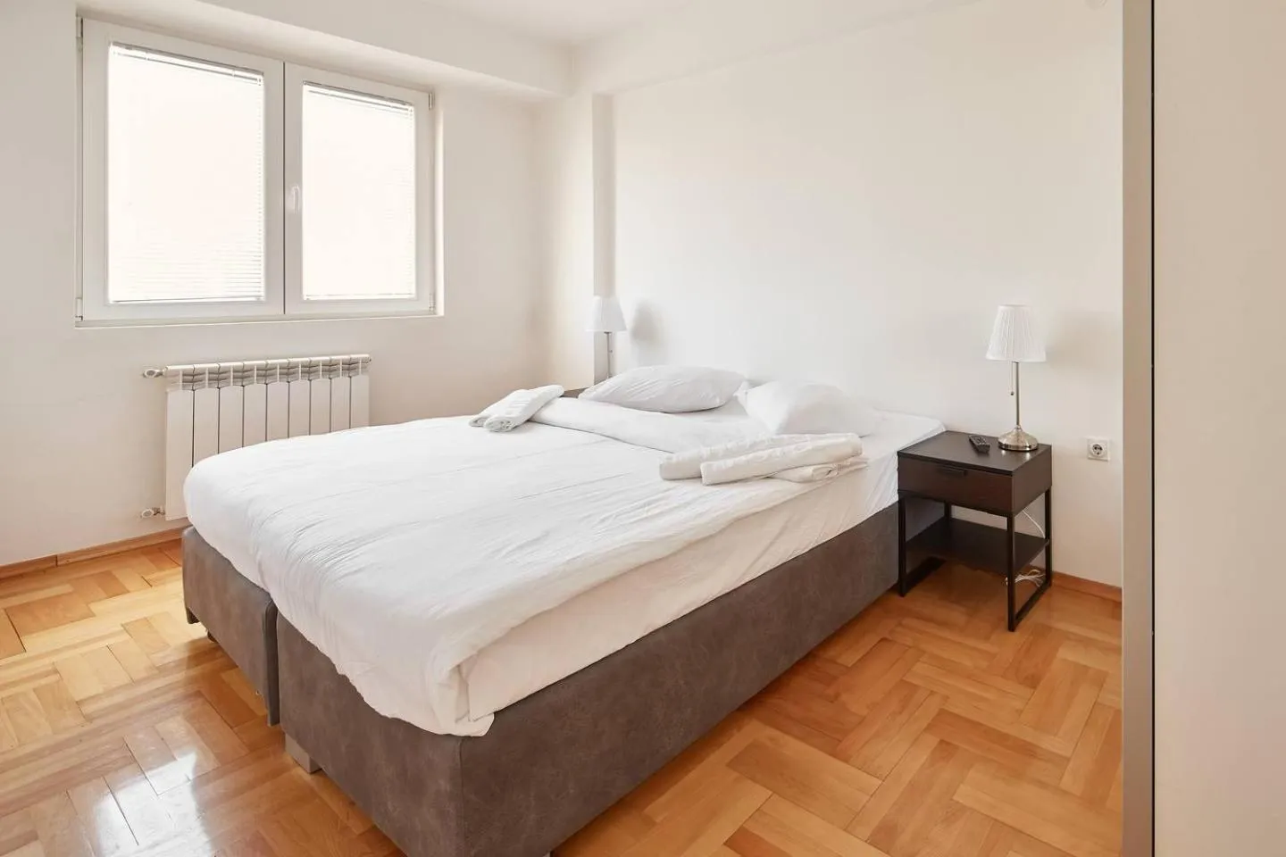 Bedroom, Bed in Smart Apartments