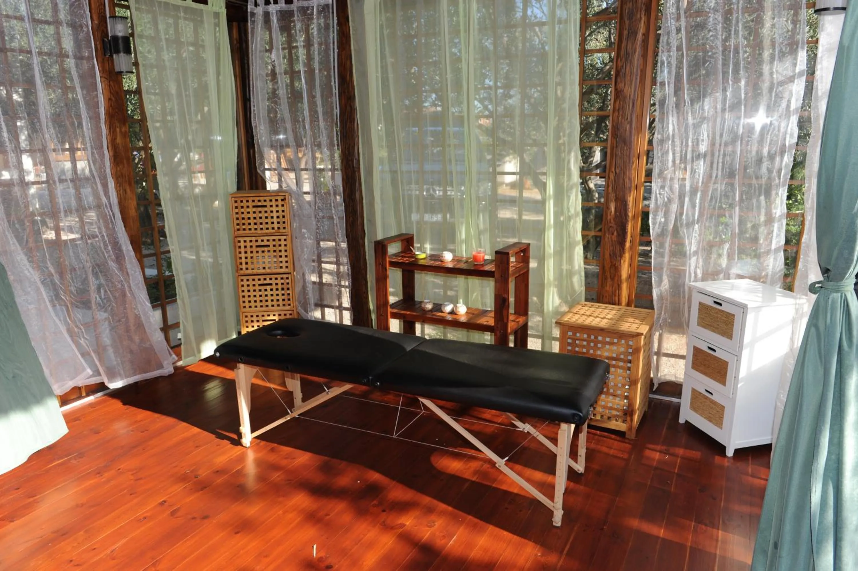 Massage in Mobile Homes Holiday Olive Garden