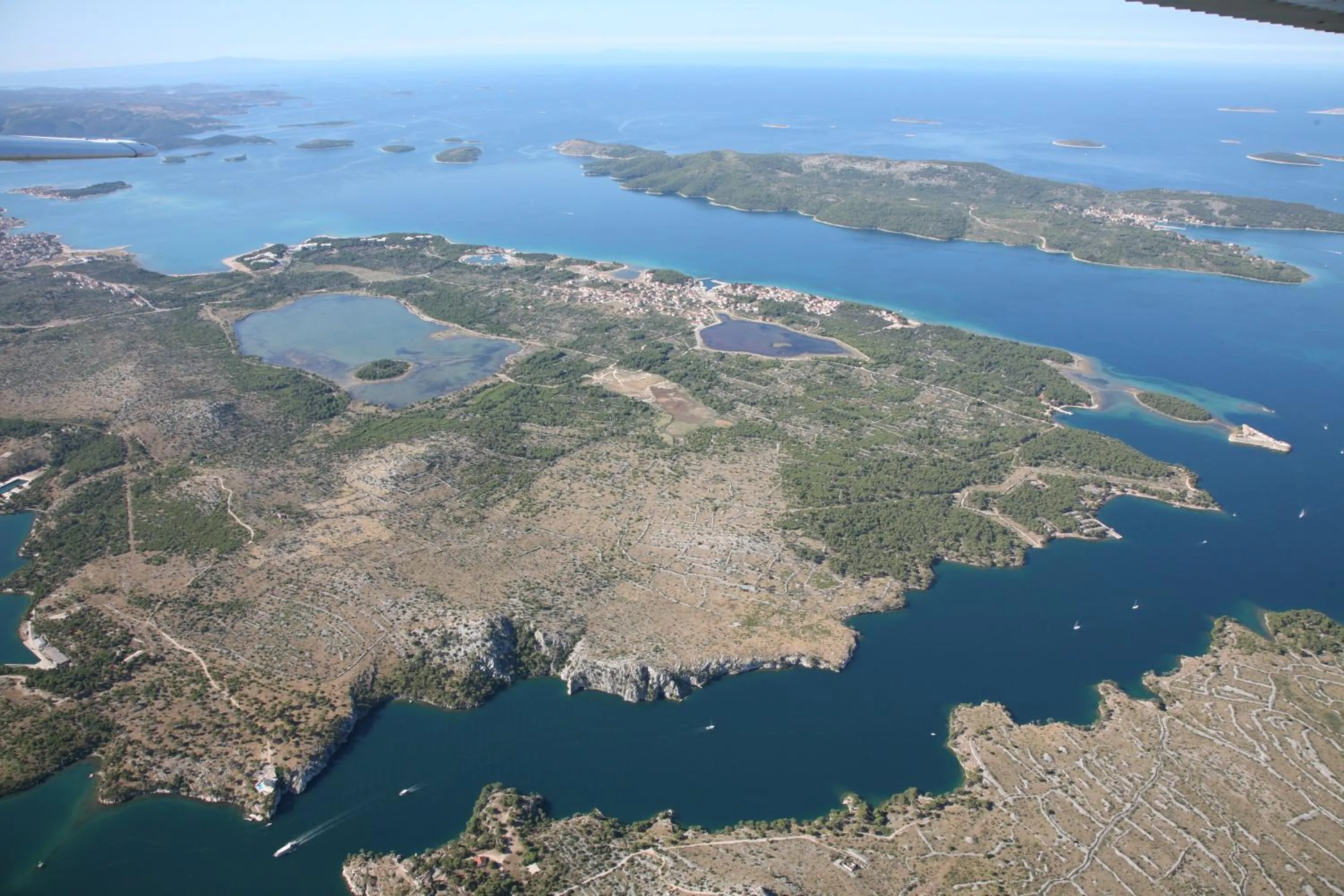 Neighbourhood in Mobile Homes Holiday Olive Garden