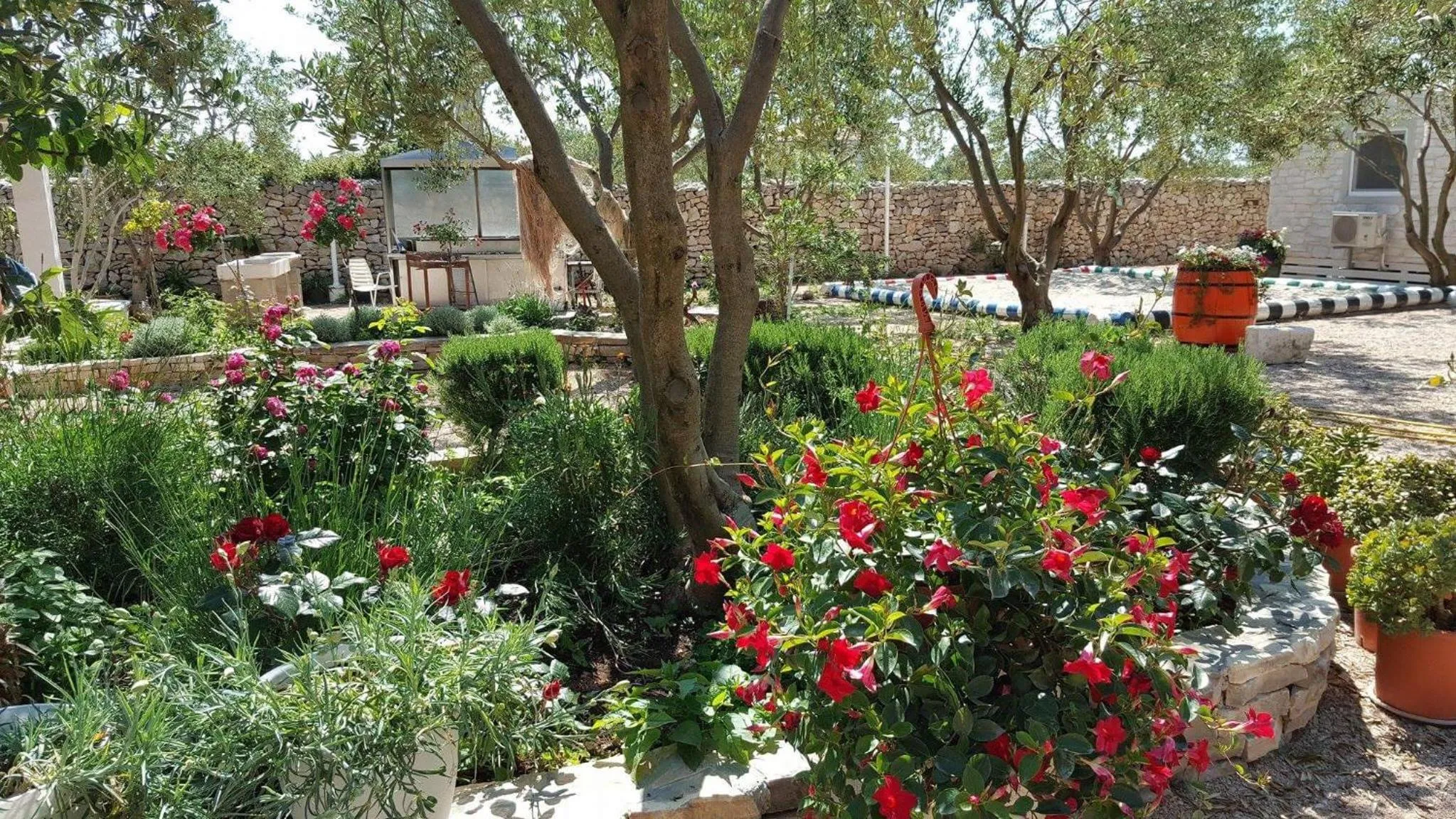 Children play ground in Mobile Homes Holiday Olive Garden