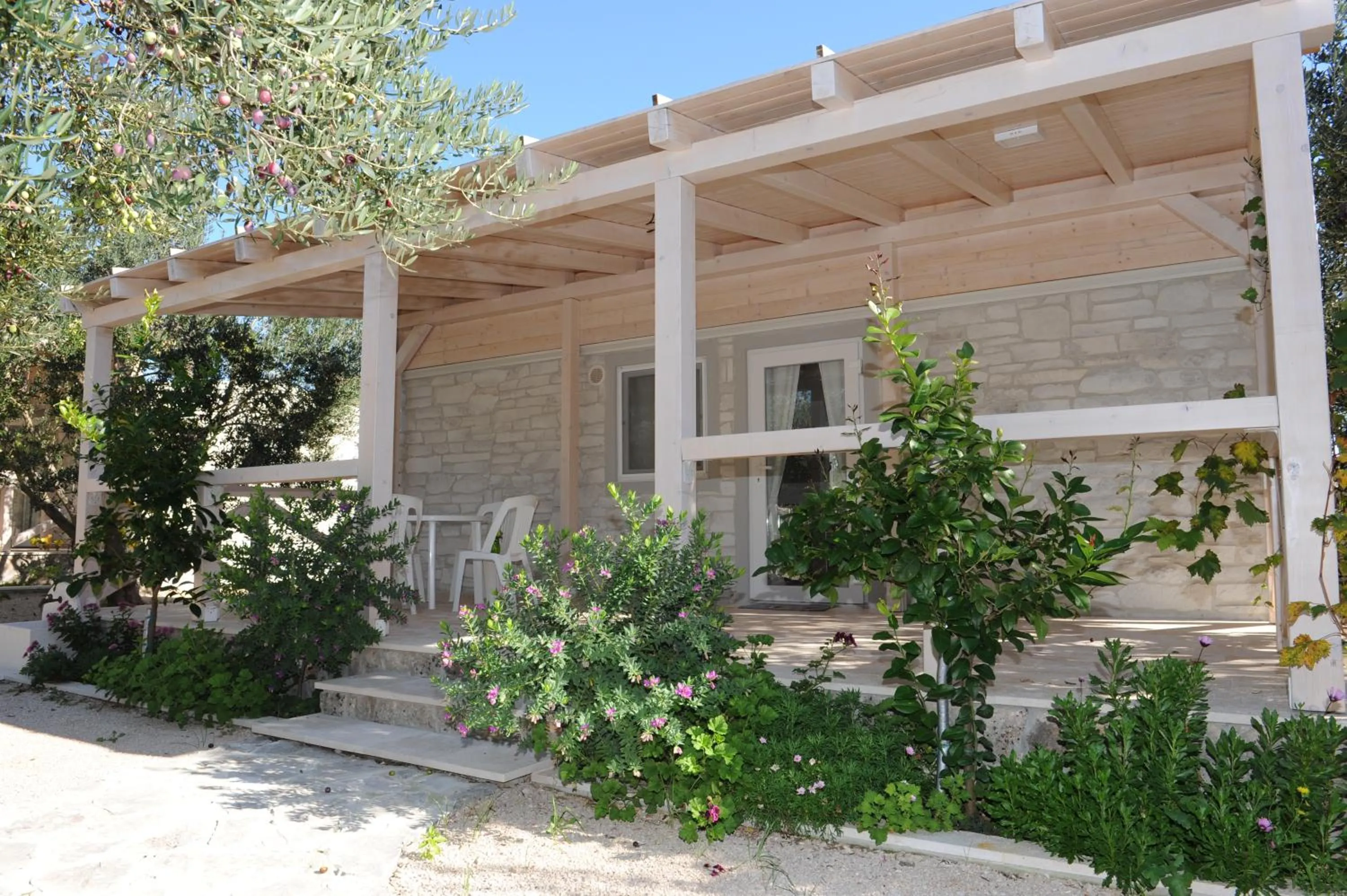 Patio in Mobile Homes Holiday Olive Garden