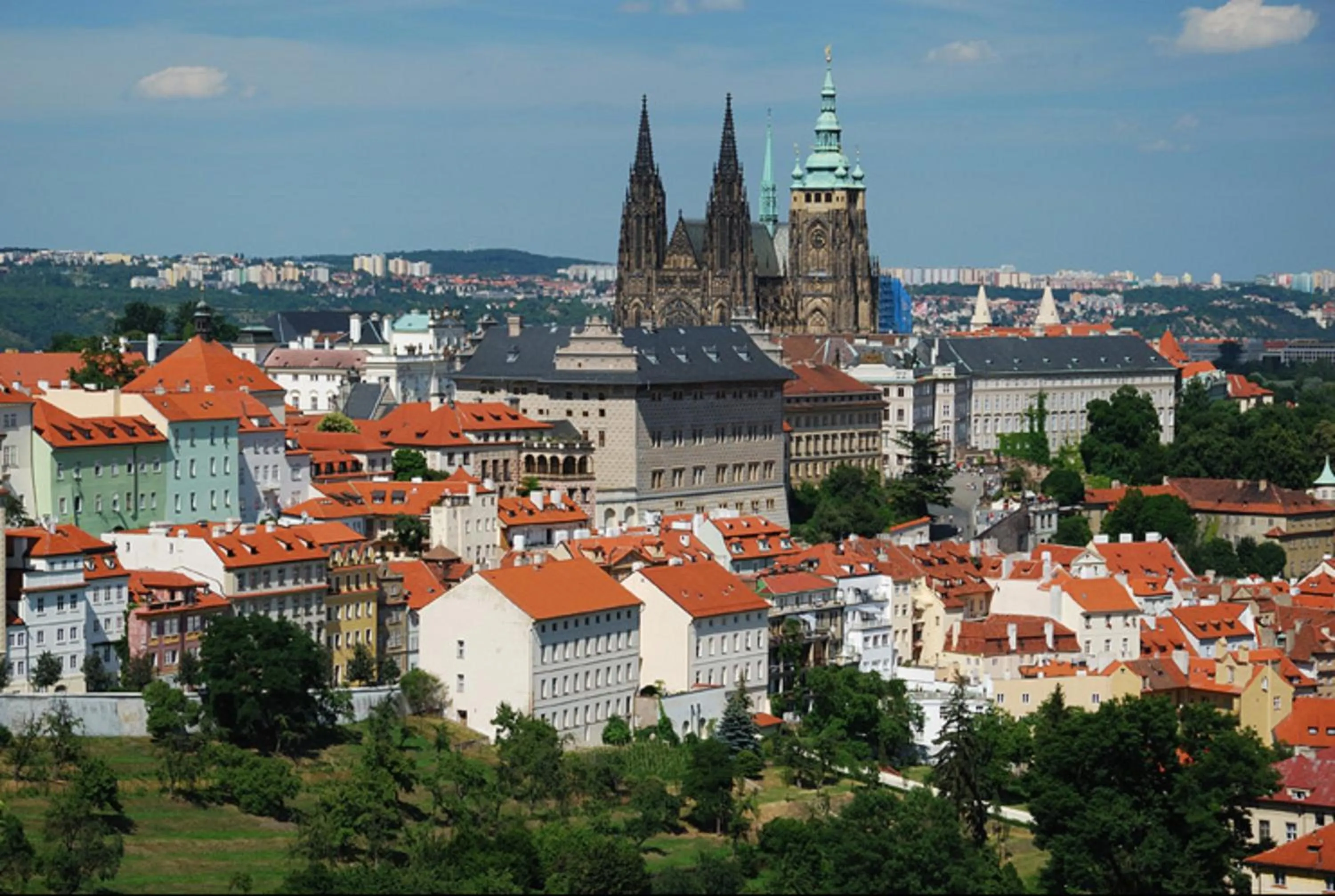 Angel City Aparthotel