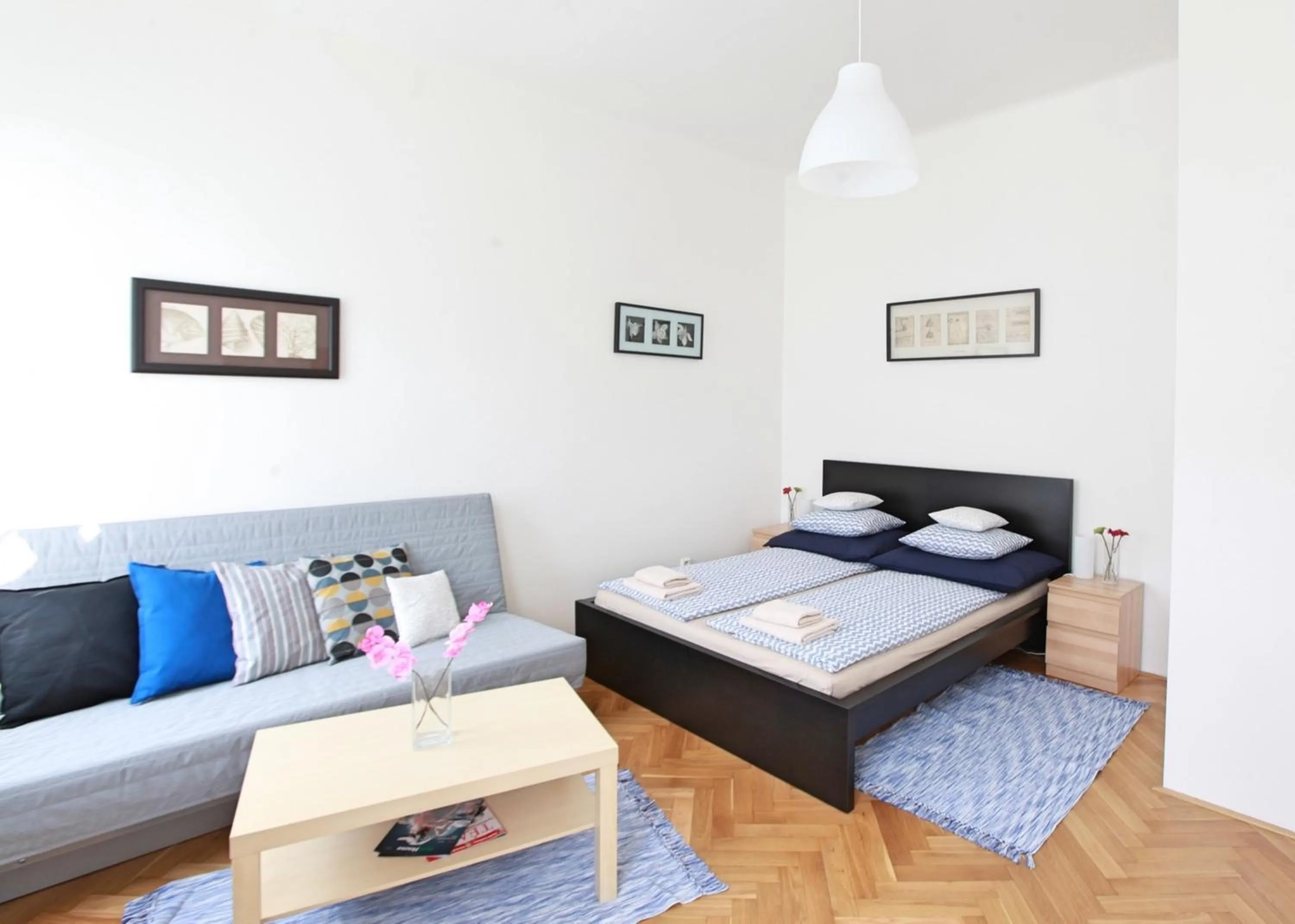 Bedroom, Bed in Angel City Aparthotel