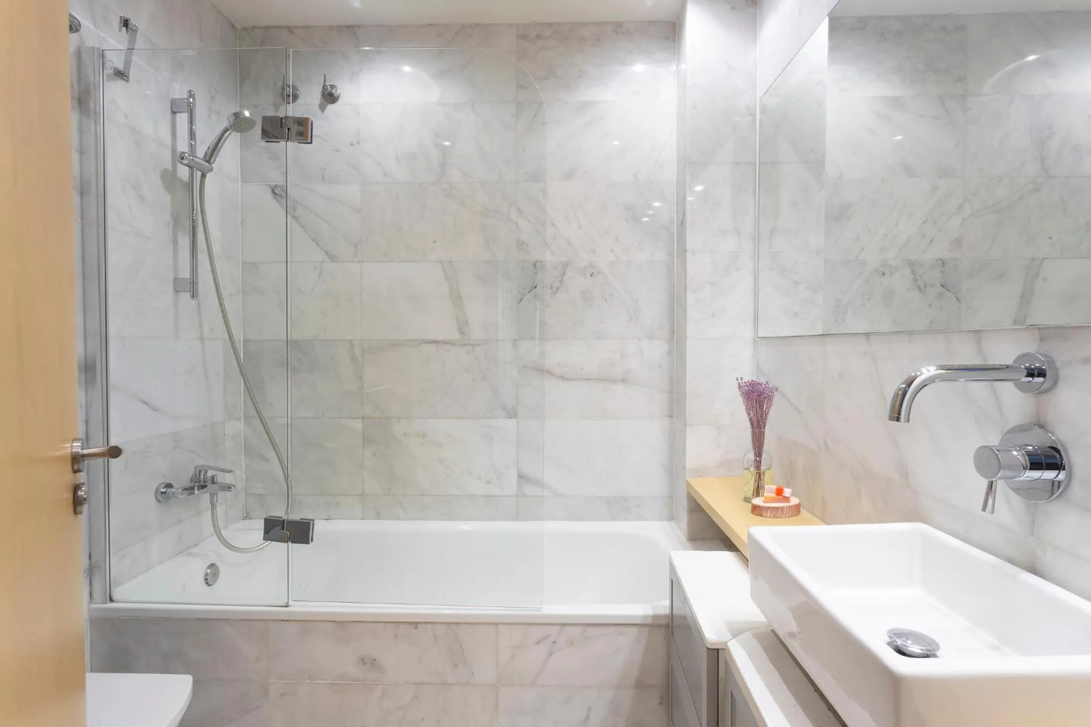 Bathroom in My Space Barcelona Gracia Pool Terrace