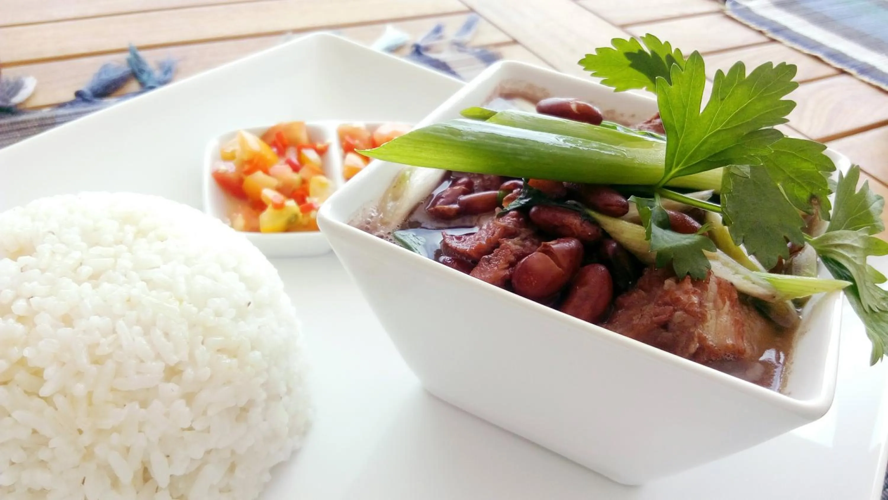 Restaurant/places to eat in Sunset Hill Hotel