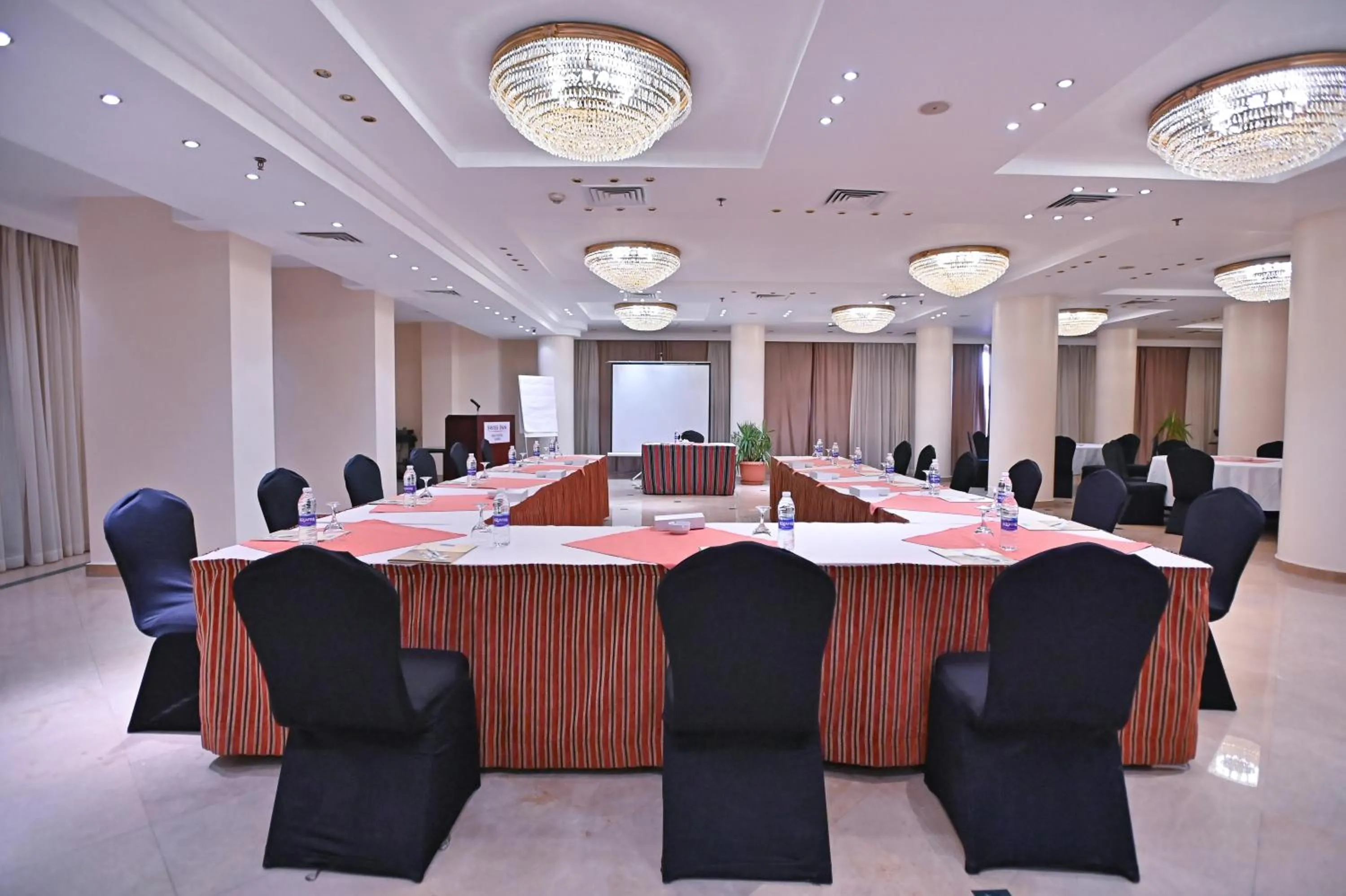 Meeting/conference room in Swiss Inn Nile Hotel
