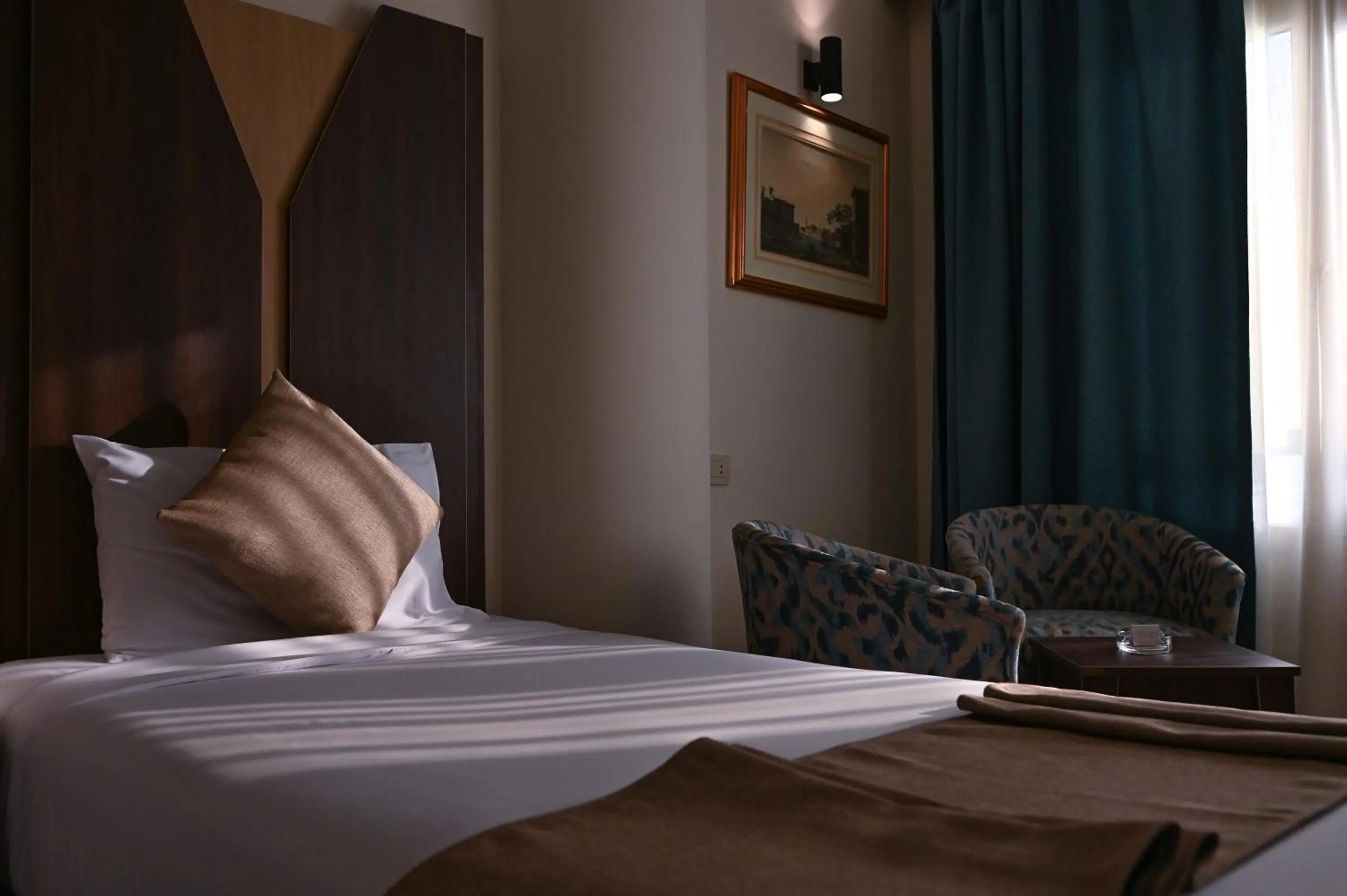 Bedroom, Bed in Swiss Inn Nile Hotel