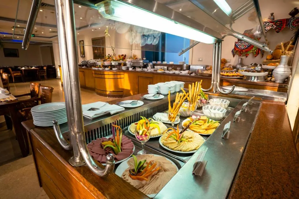 Breakfast in Swiss Inn Nile Hotel