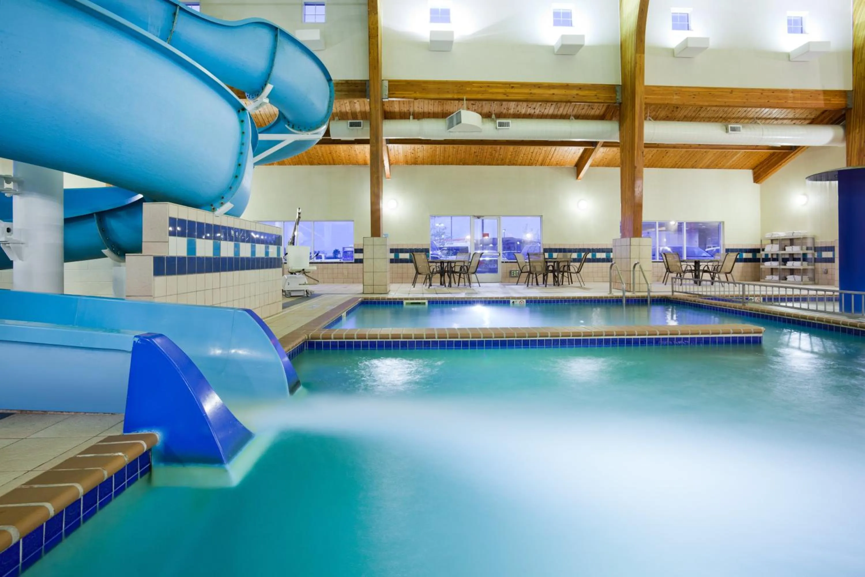 Swimming pool in Holiday Inn Express & Suites Aberdeen by IHG