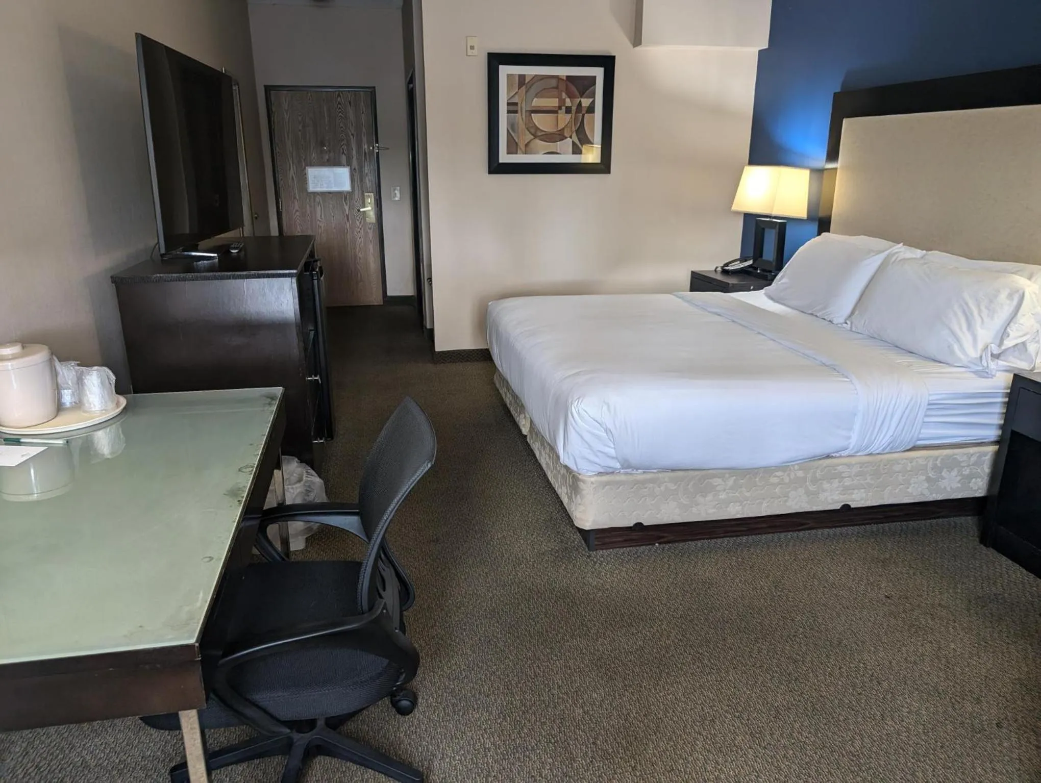 Bedroom, Bed in Wingate by Wyndham Ashland