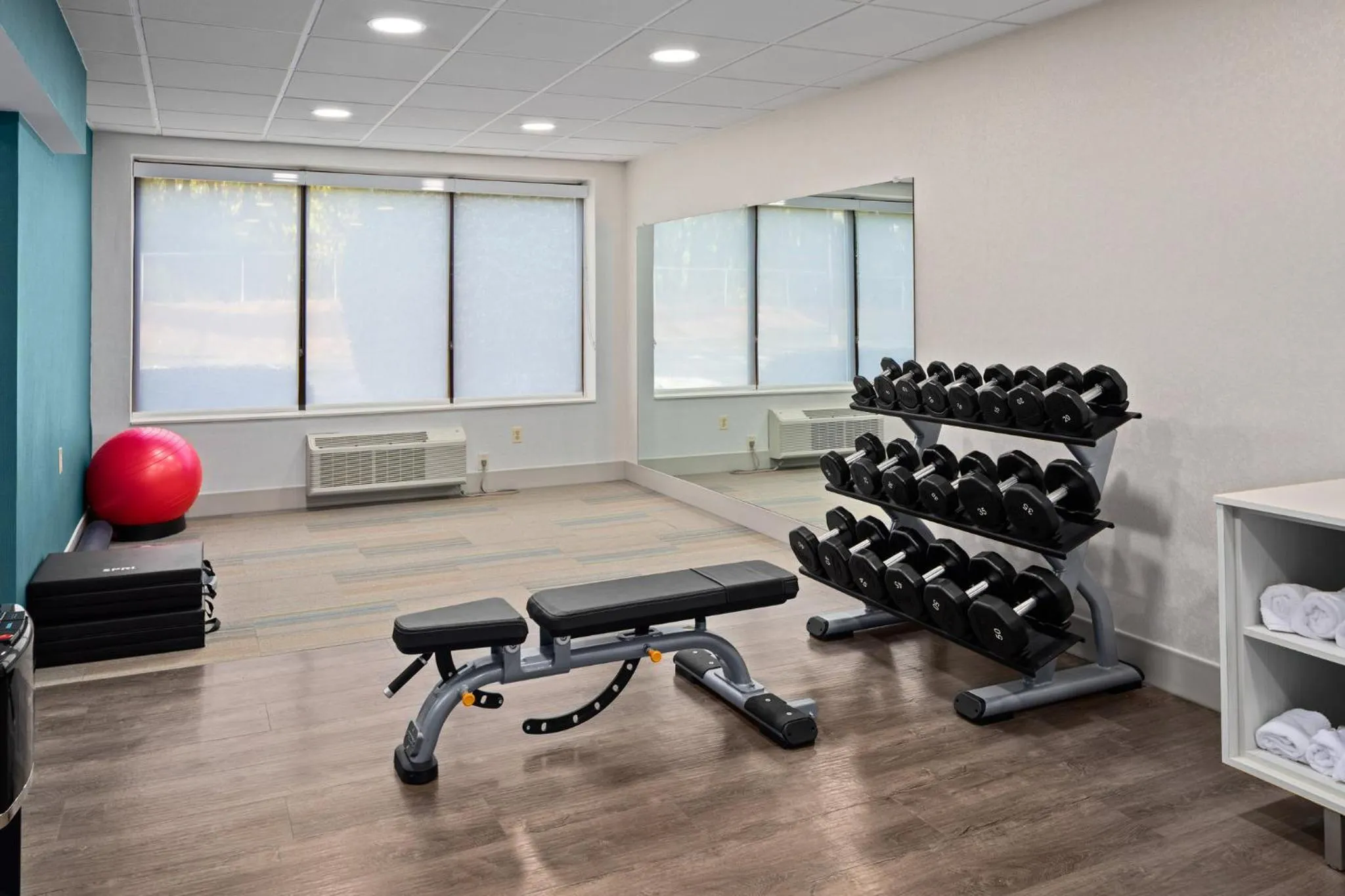Fitness centre/facilities in Holiday Inn Express - Atlanta-Kennesaw by IHG