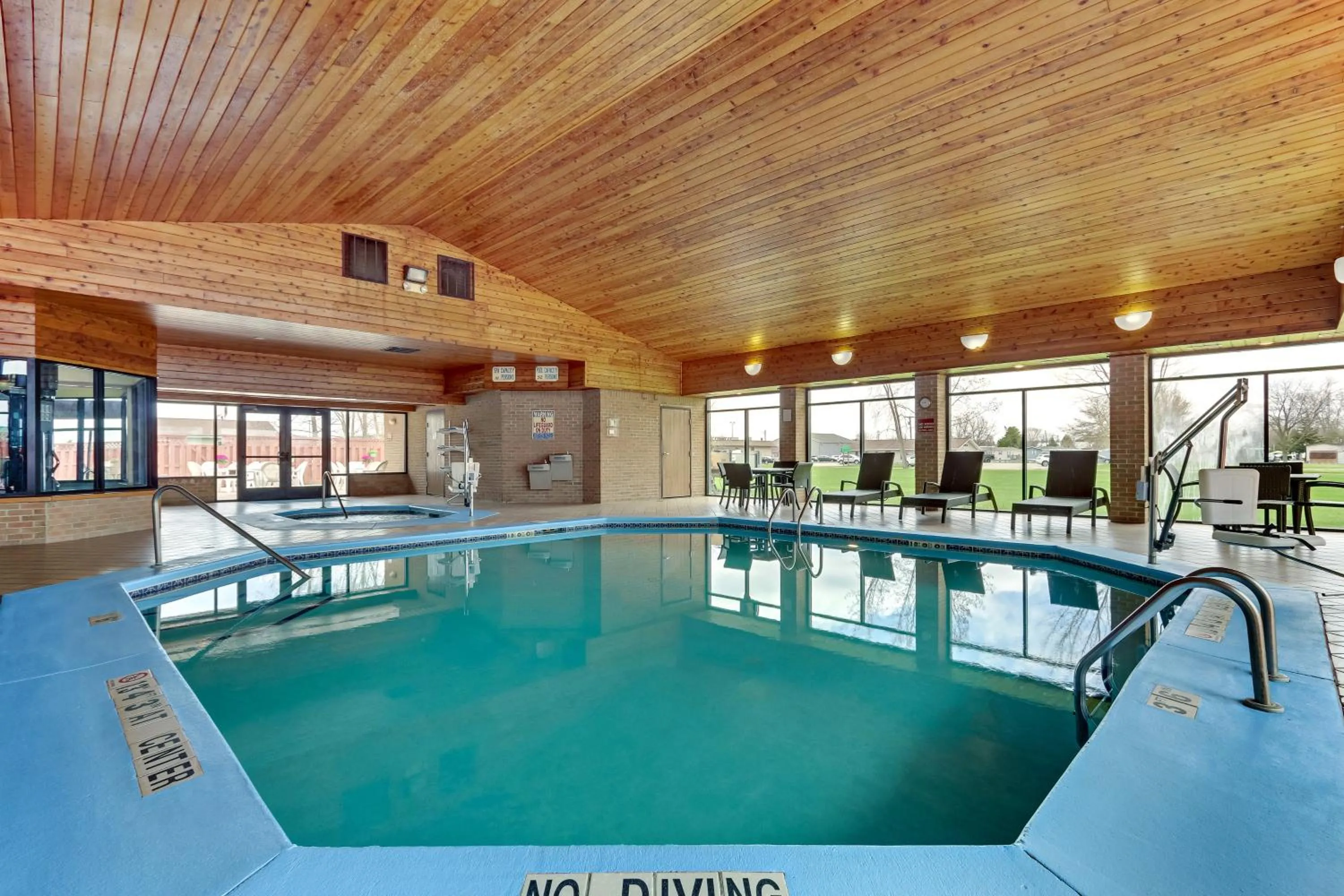 Swimming pool in Holiday Inn Express & Suites Bad Axe by IHG