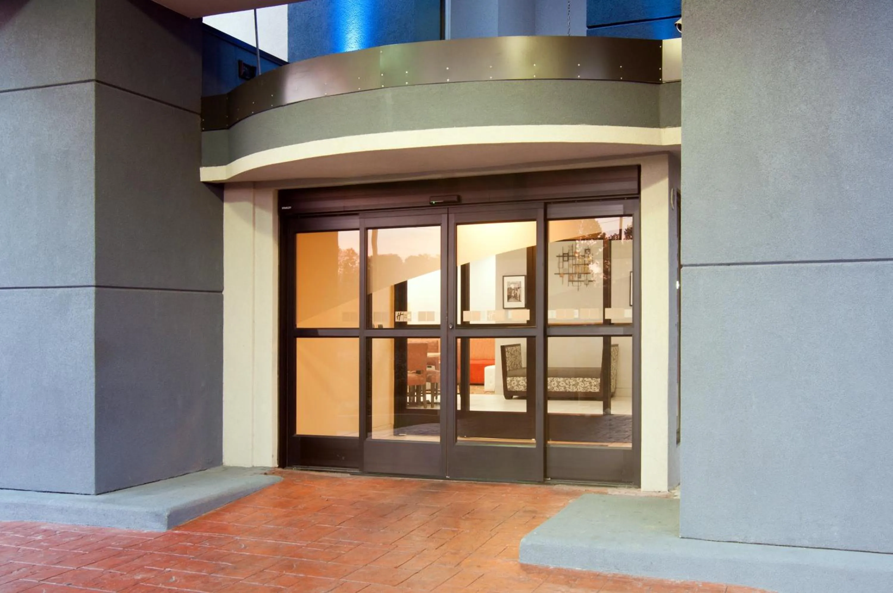 Property building in Holiday Inn Express & Suites Nashville-I-40 & I-24(Spence Lane) by IHG