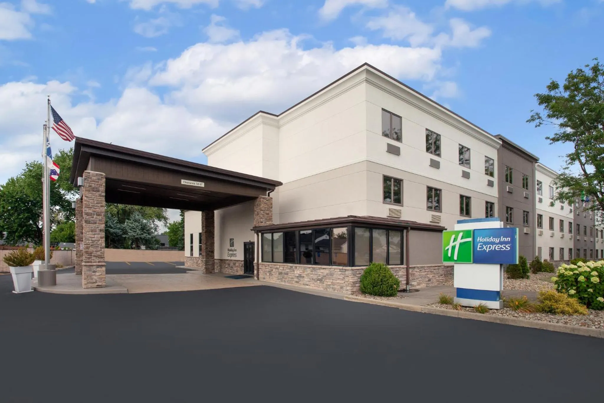 Property building in Holiday Inn Express Cleveland Airport - Brook Park by IHG