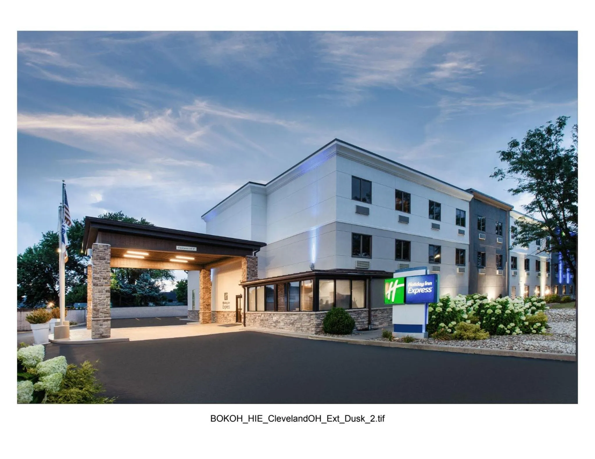 Facade/entrance in Holiday Inn Express Cleveland Airport - Brook Park by IHG