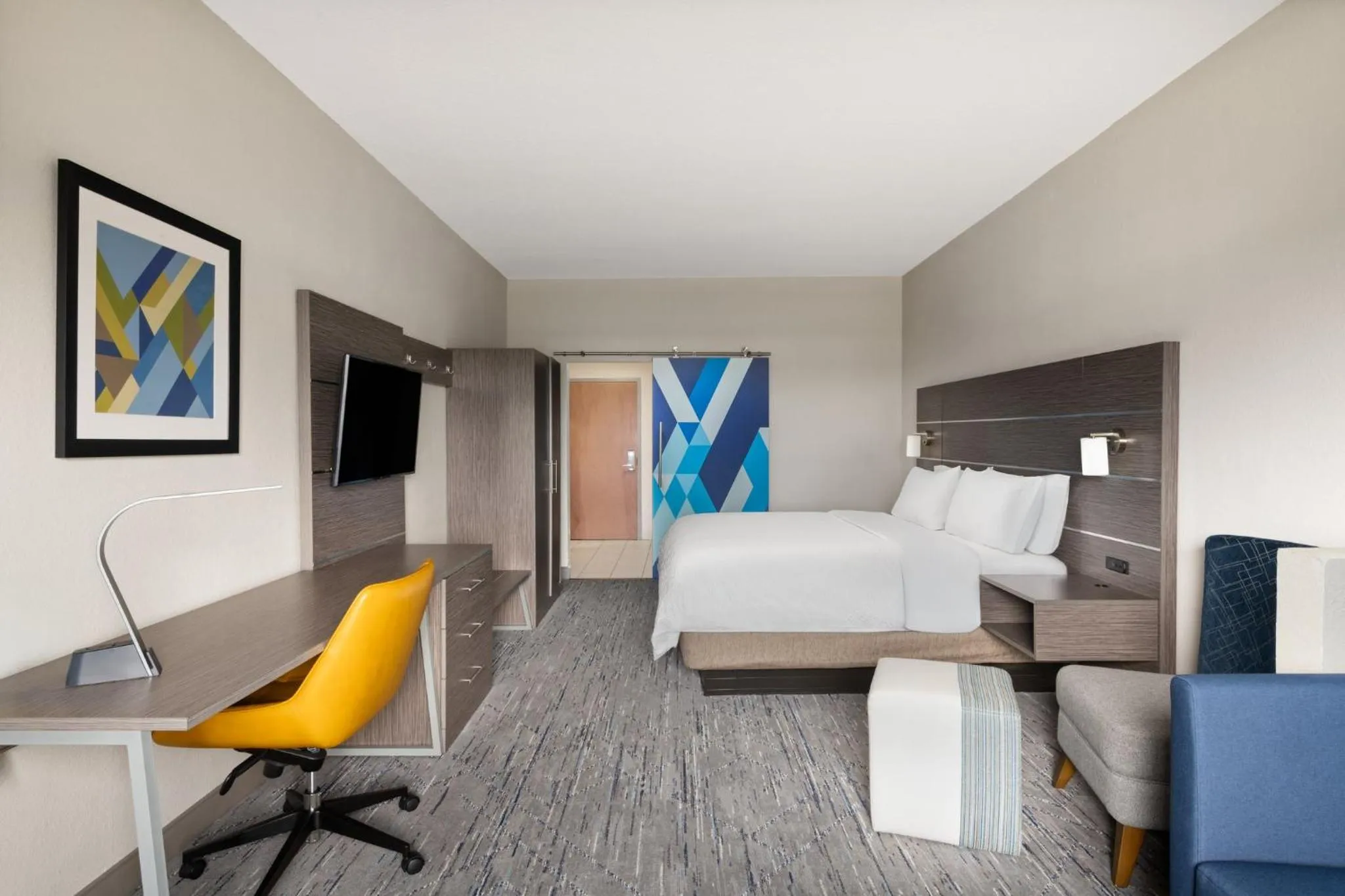 Photo of the whole room, Bed in Holiday Inn Express & Suites Boynton Beach by IHG