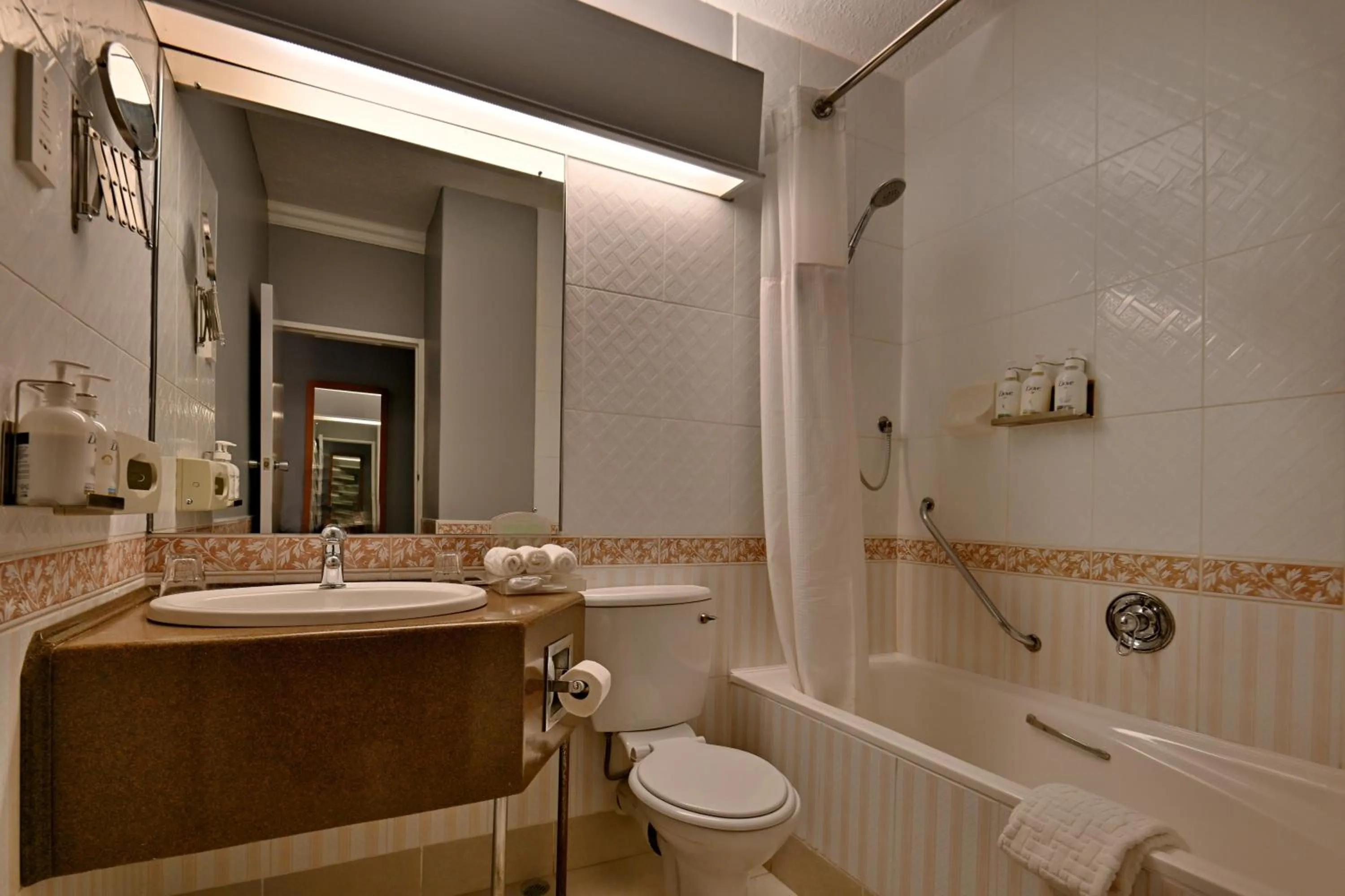 Bathroom in Holiday Inn - Bulawayo by IHG