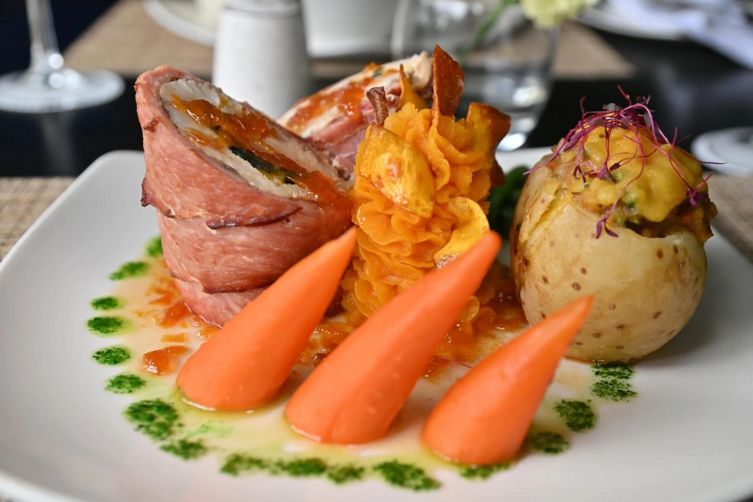 Food in Holiday Inn - Bulawayo by IHG