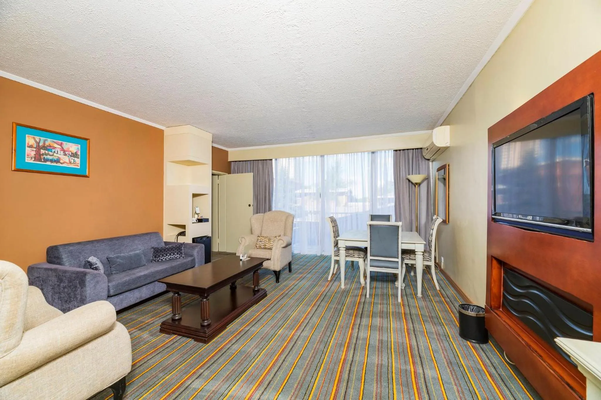 Photo of the whole room in Holiday Inn - Bulawayo by IHG