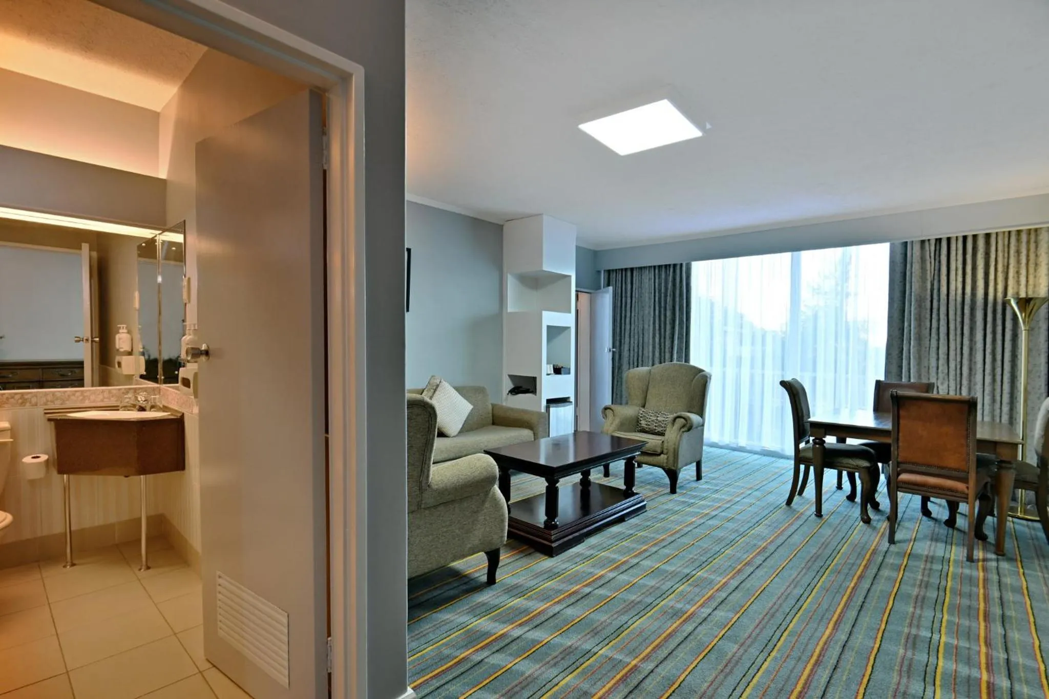 Photo of the whole room in Holiday Inn - Bulawayo by IHG