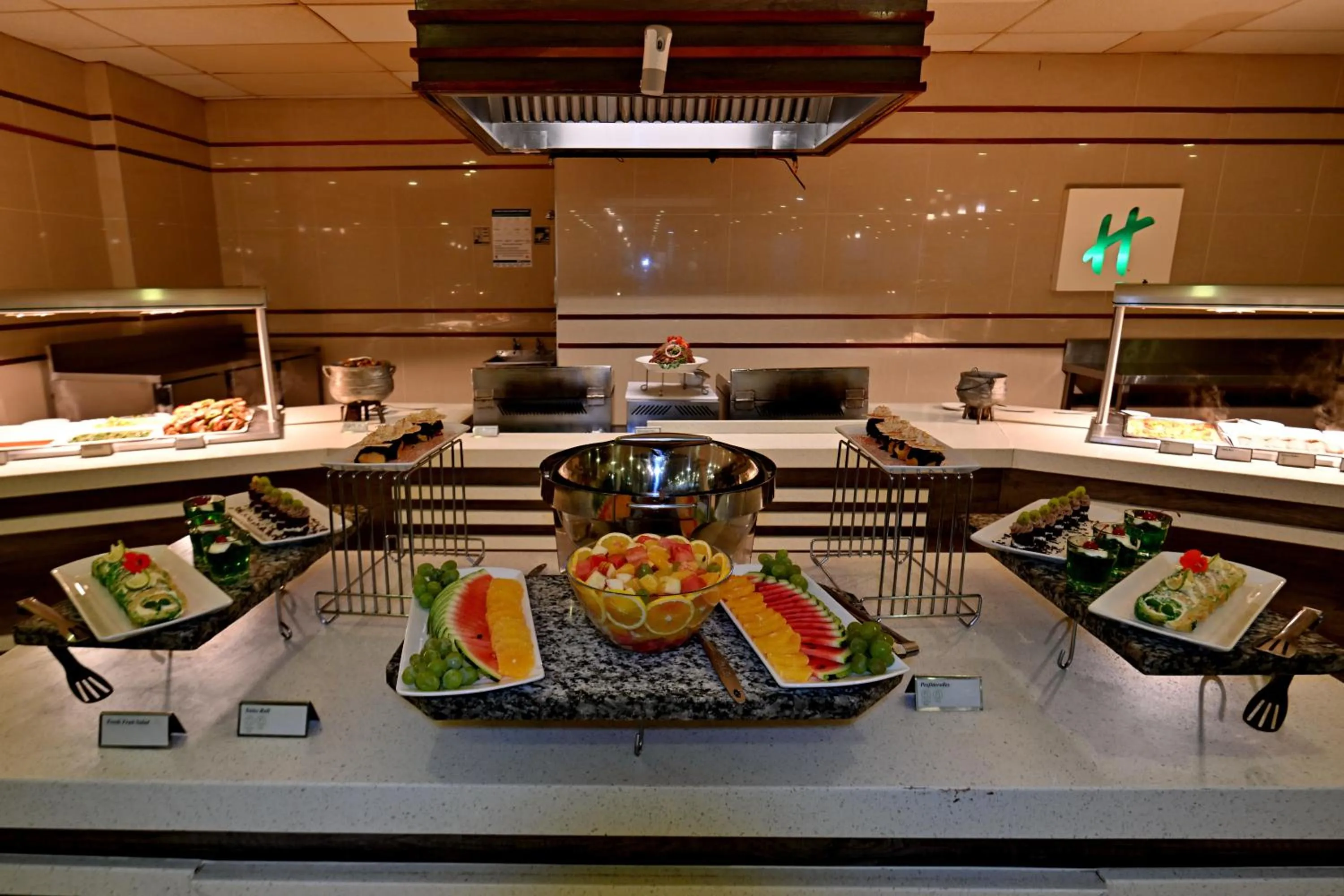 Food in Holiday Inn - Bulawayo by IHG